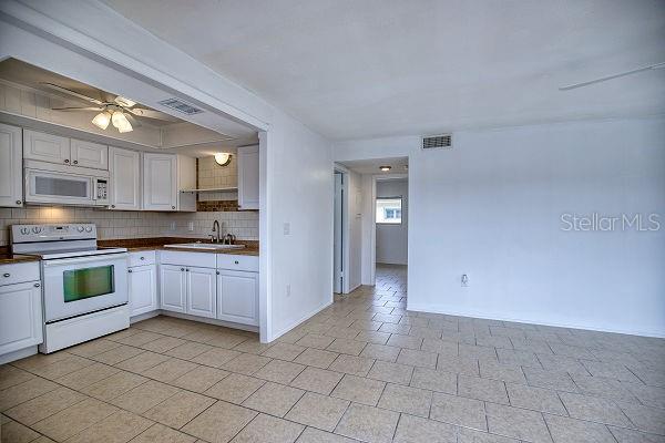 Image 8 of 28 For 320 Base Avenue E 221
