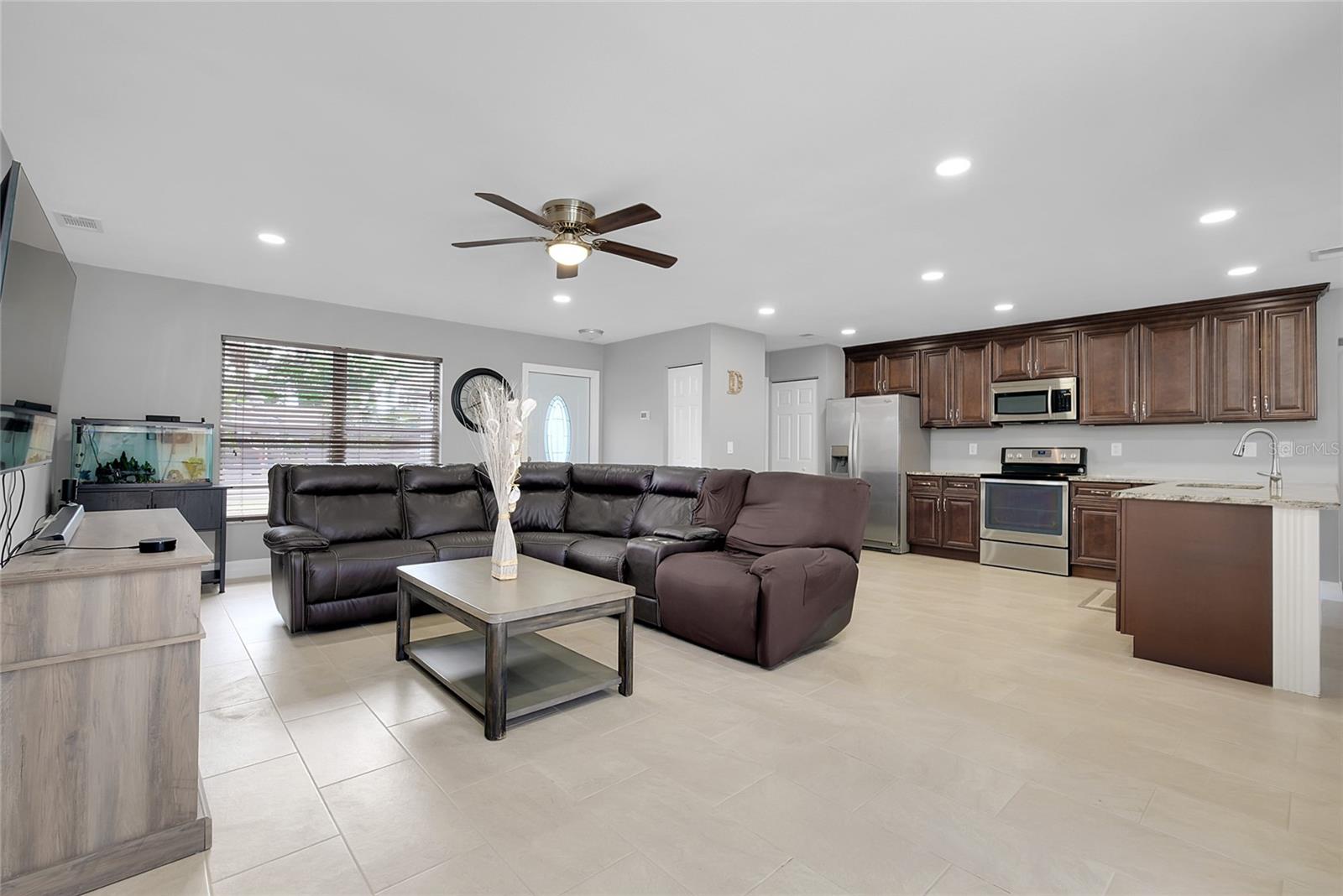 Image 7 of 48 For 4068 Palau Drive