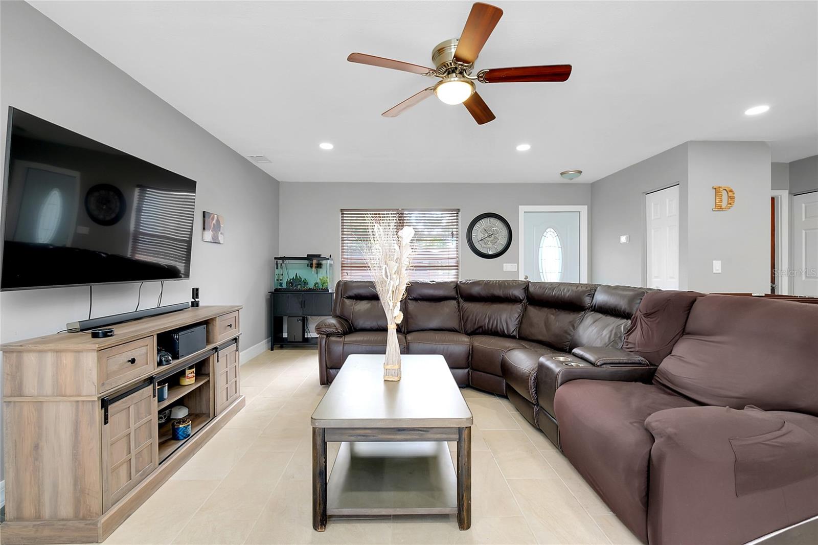 Image 8 of 48 For 4068 Palau Drive