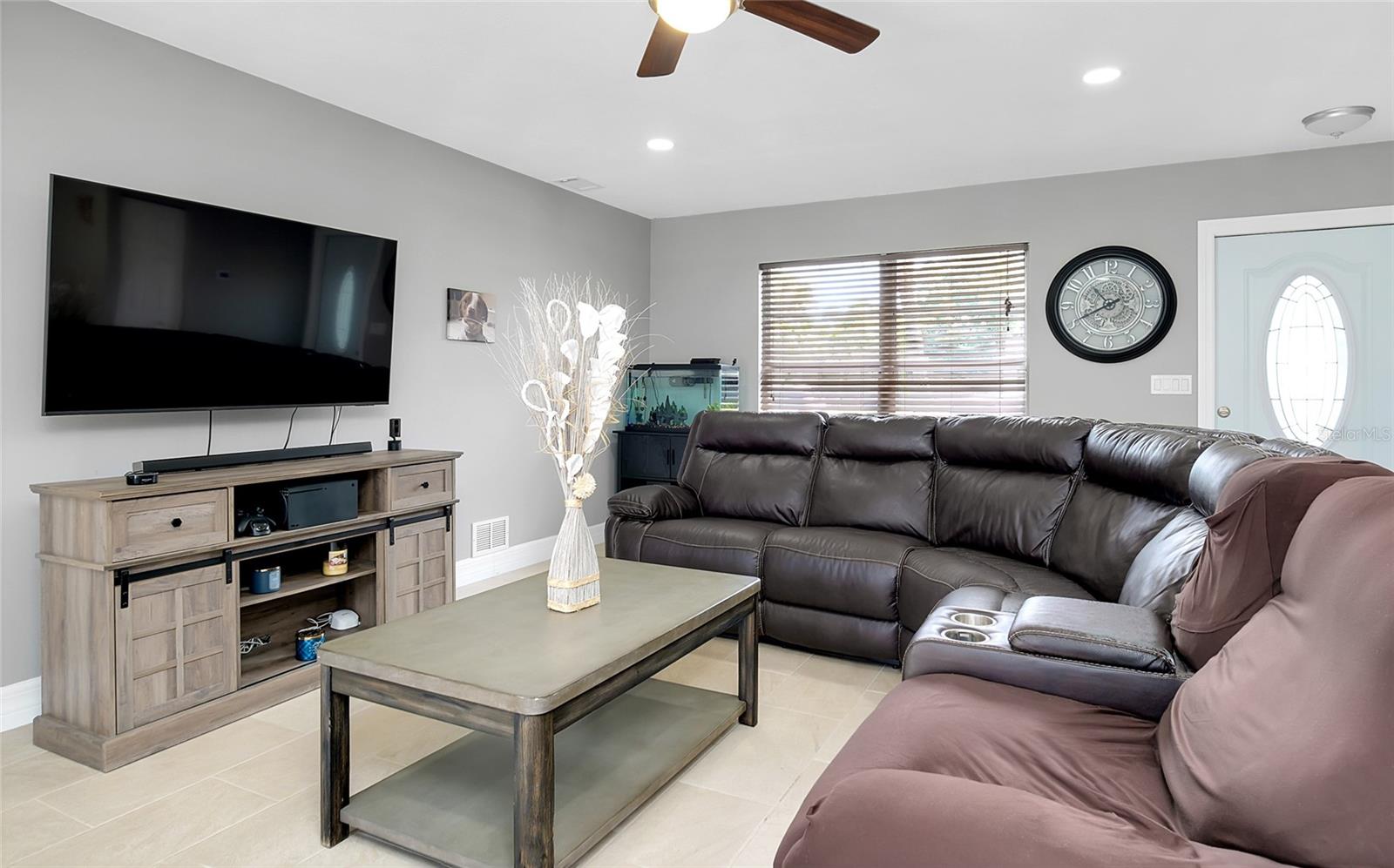 Image 9 of 48 For 4068 Palau Drive