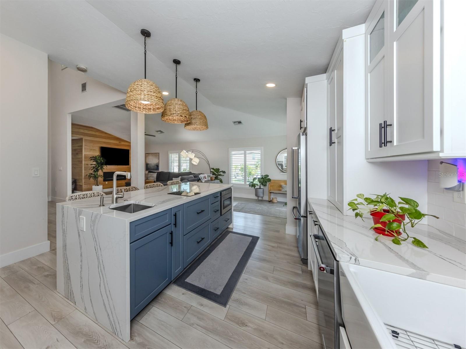 Image 10 of 60 For 616 Gardenia Drive