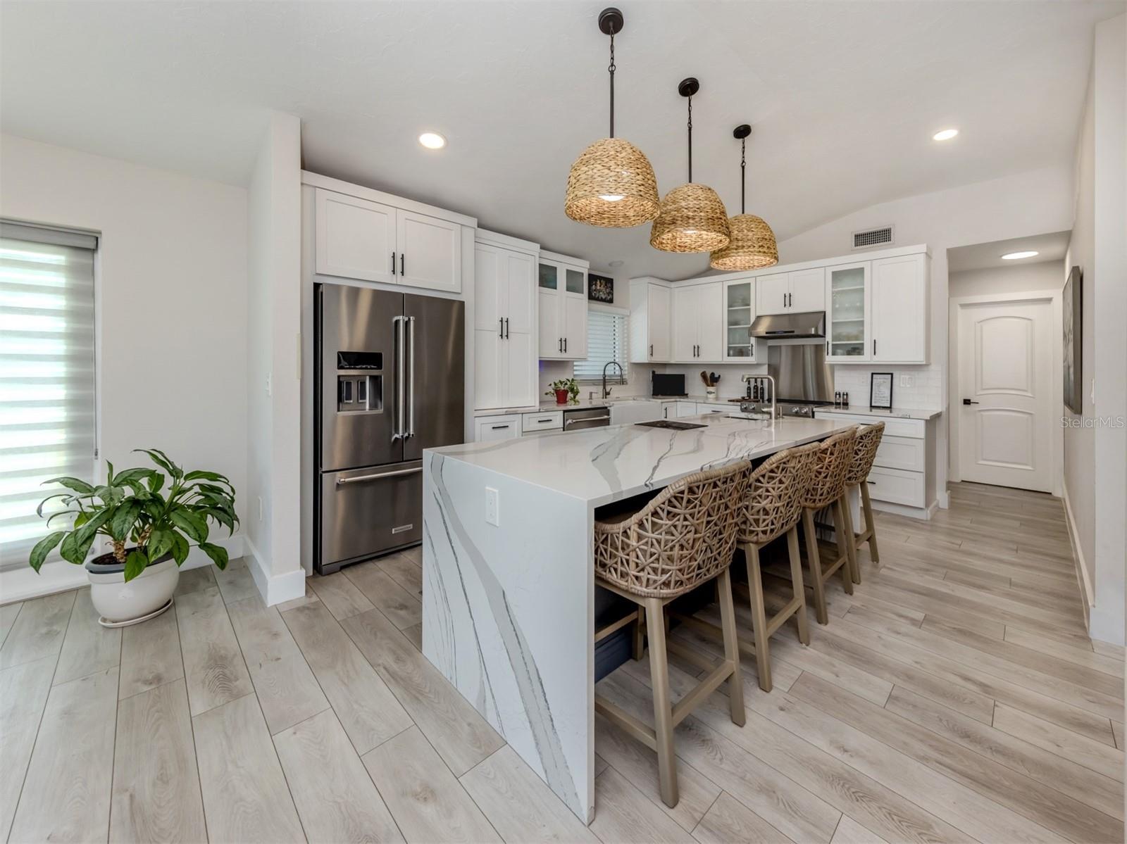 Image 11 of 60 For 616 Gardenia Drive