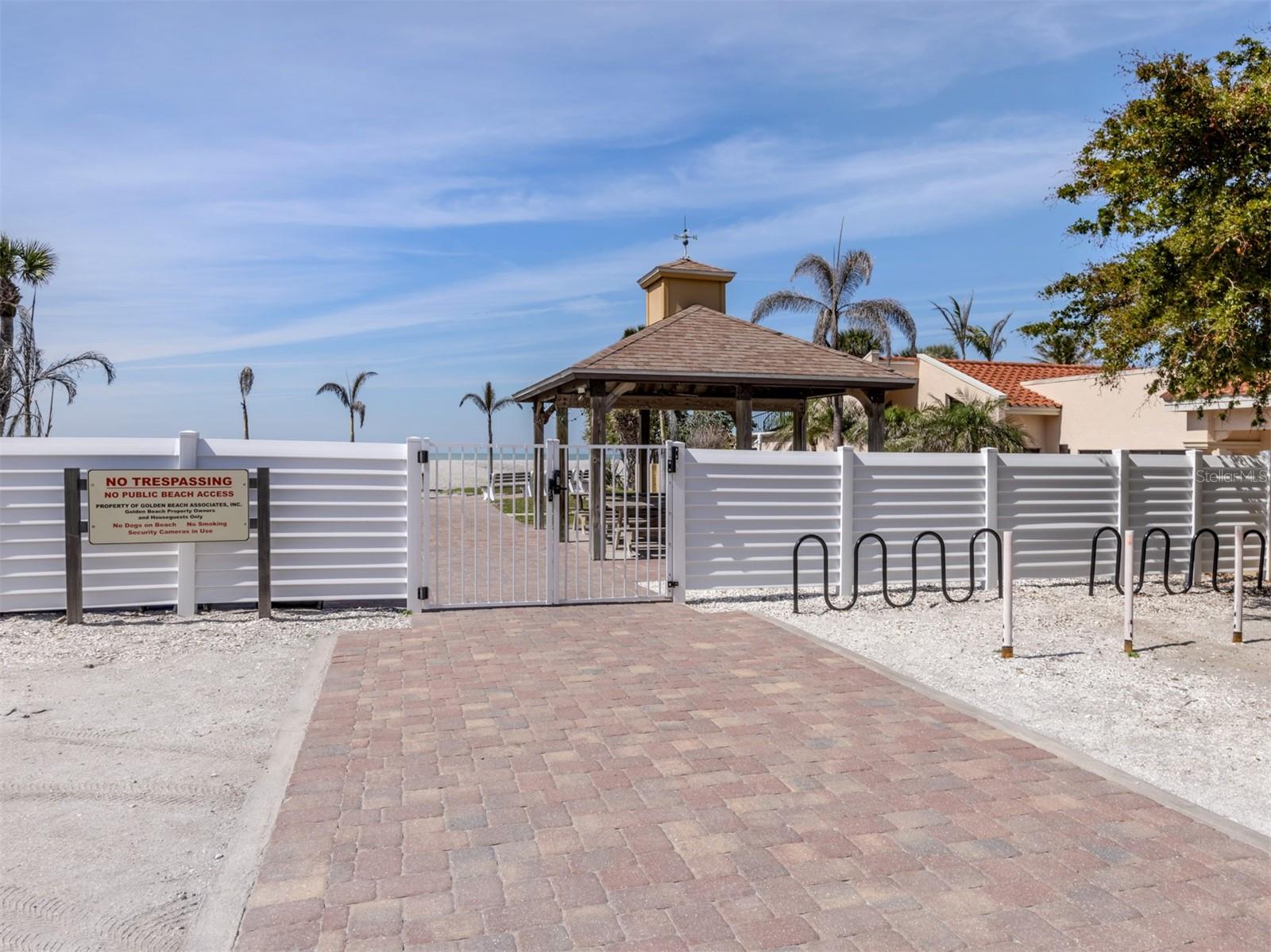 Image 38 of 60 For 616 Gardenia Drive