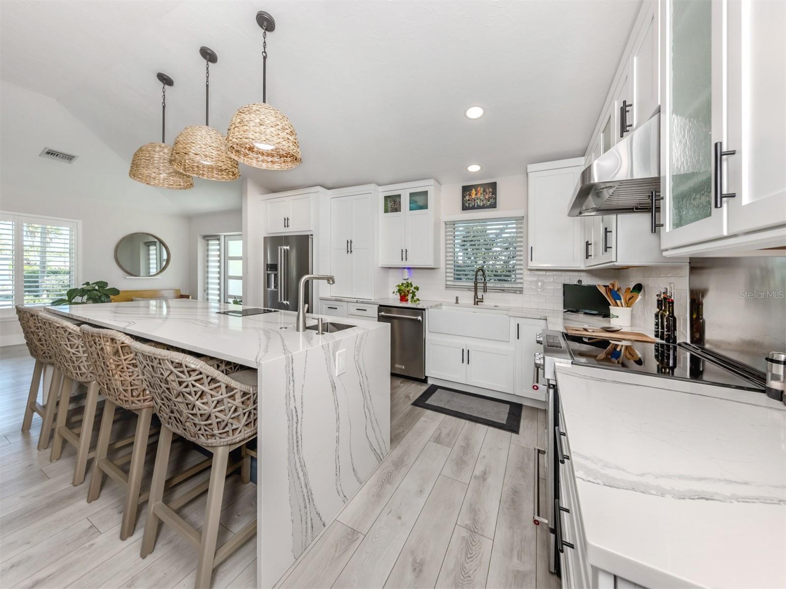 Image 9 of 60 For 616 Gardenia Drive