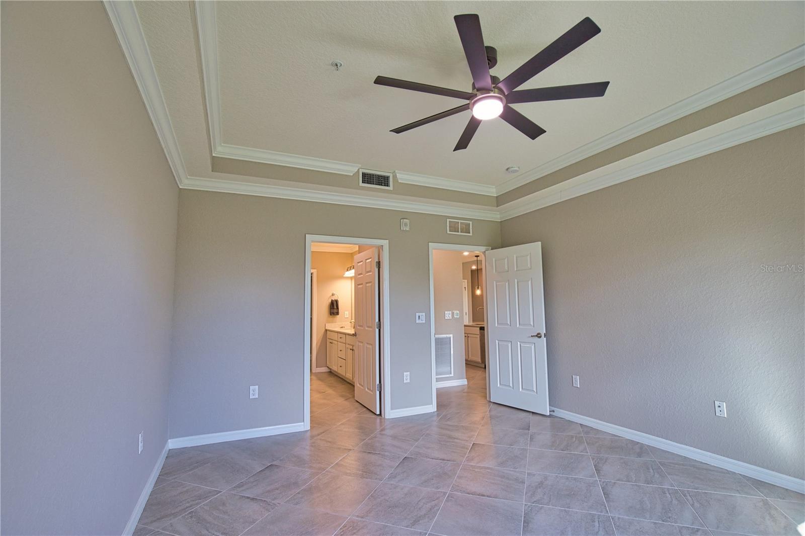 Image 16 of 36 For 10063 Crooked Creek Drive 101