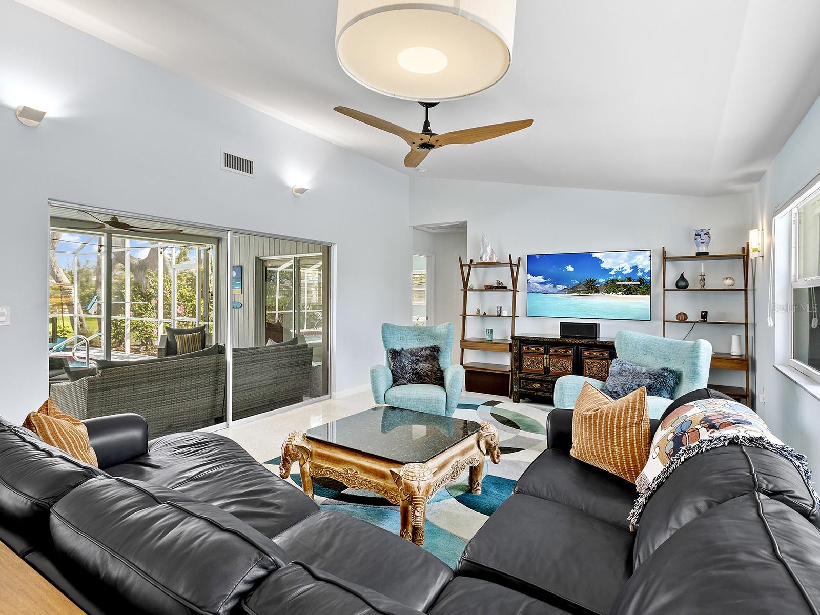 Image 10 of 62 For 608 Apalachicola Road