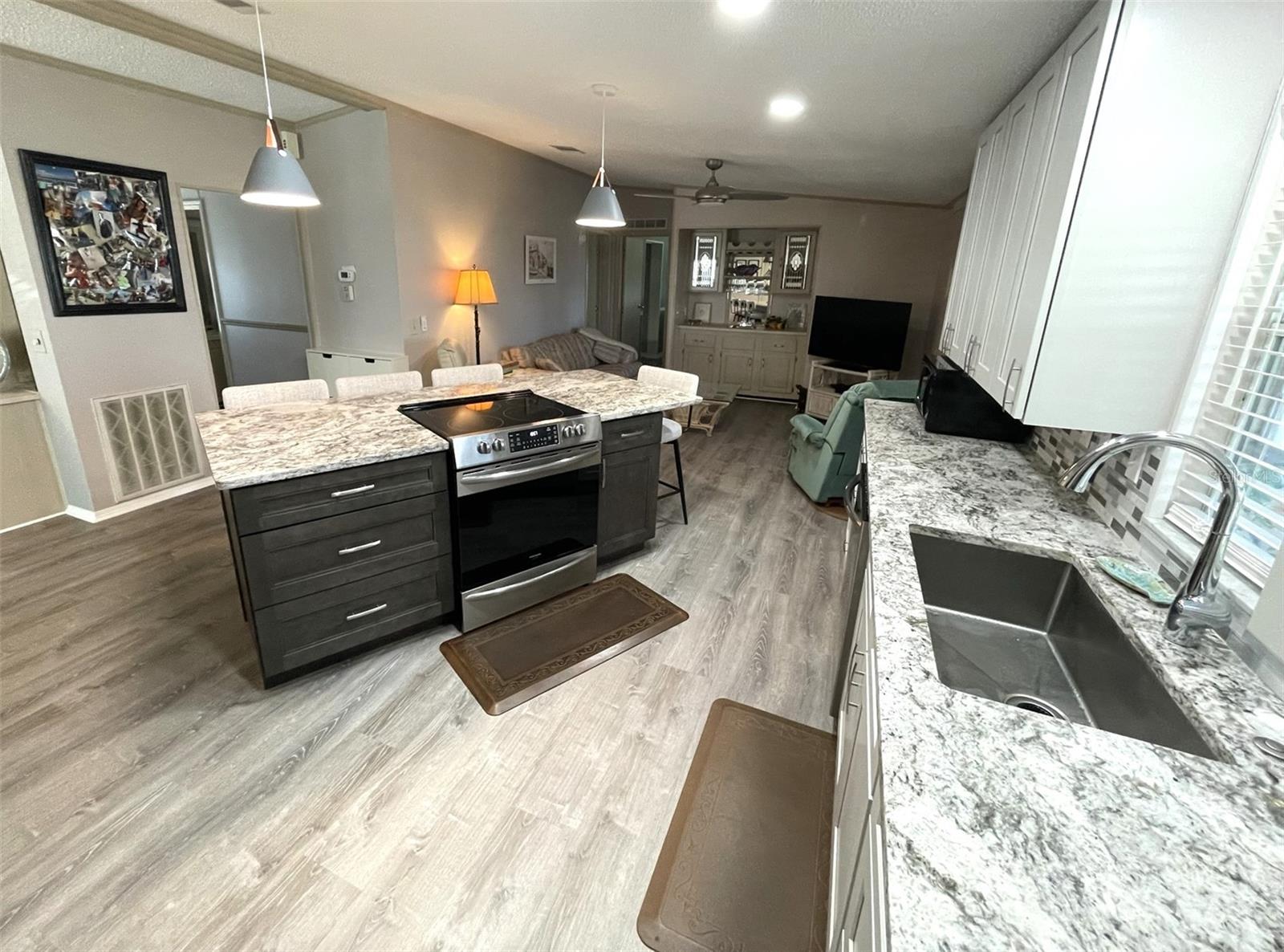 Image 14 of 68 For 536 Amberjack Drive