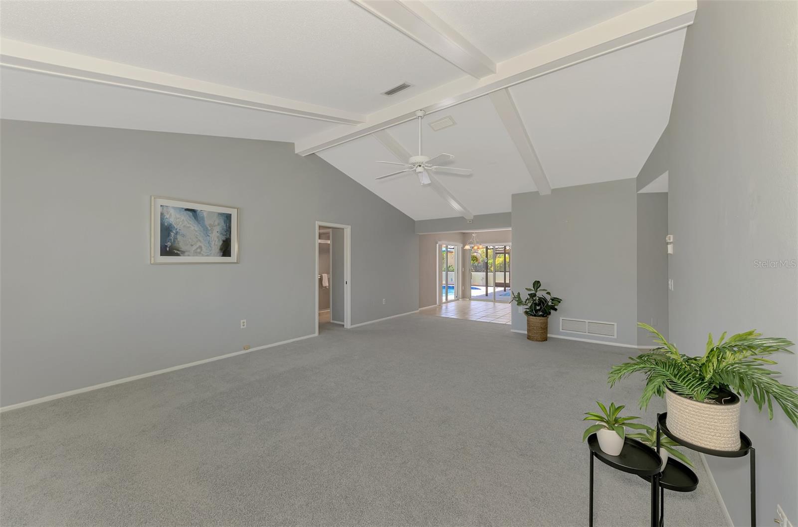 Image 18 of 79 For 409 Firethorn Avenue