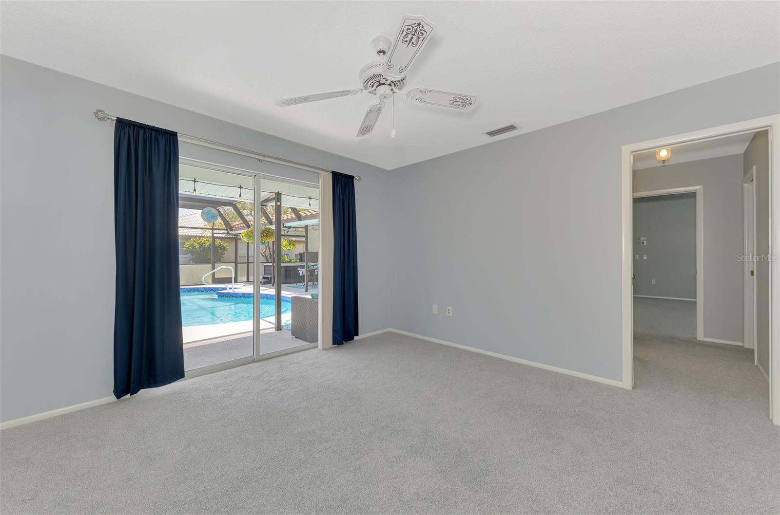 Image 44 of 79 For 409 Firethorn Avenue