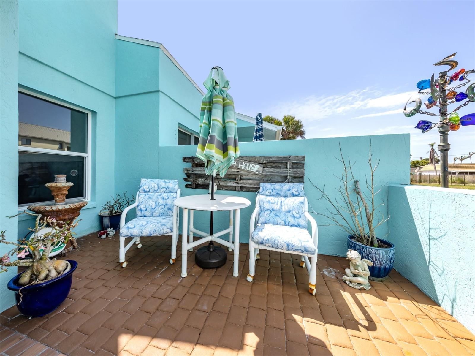 Image 7 of 50 For 703 & 705 Golden Beach Boulevard