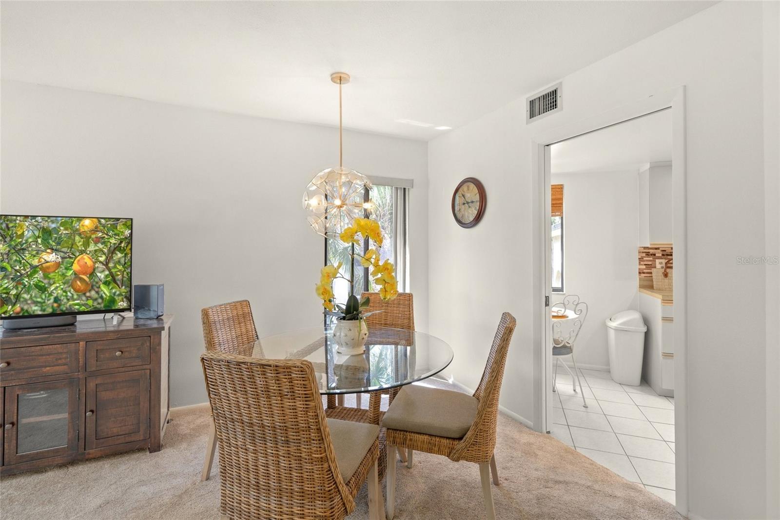 Image 11 of 51 For 810 Capri Isles Boulevard 230