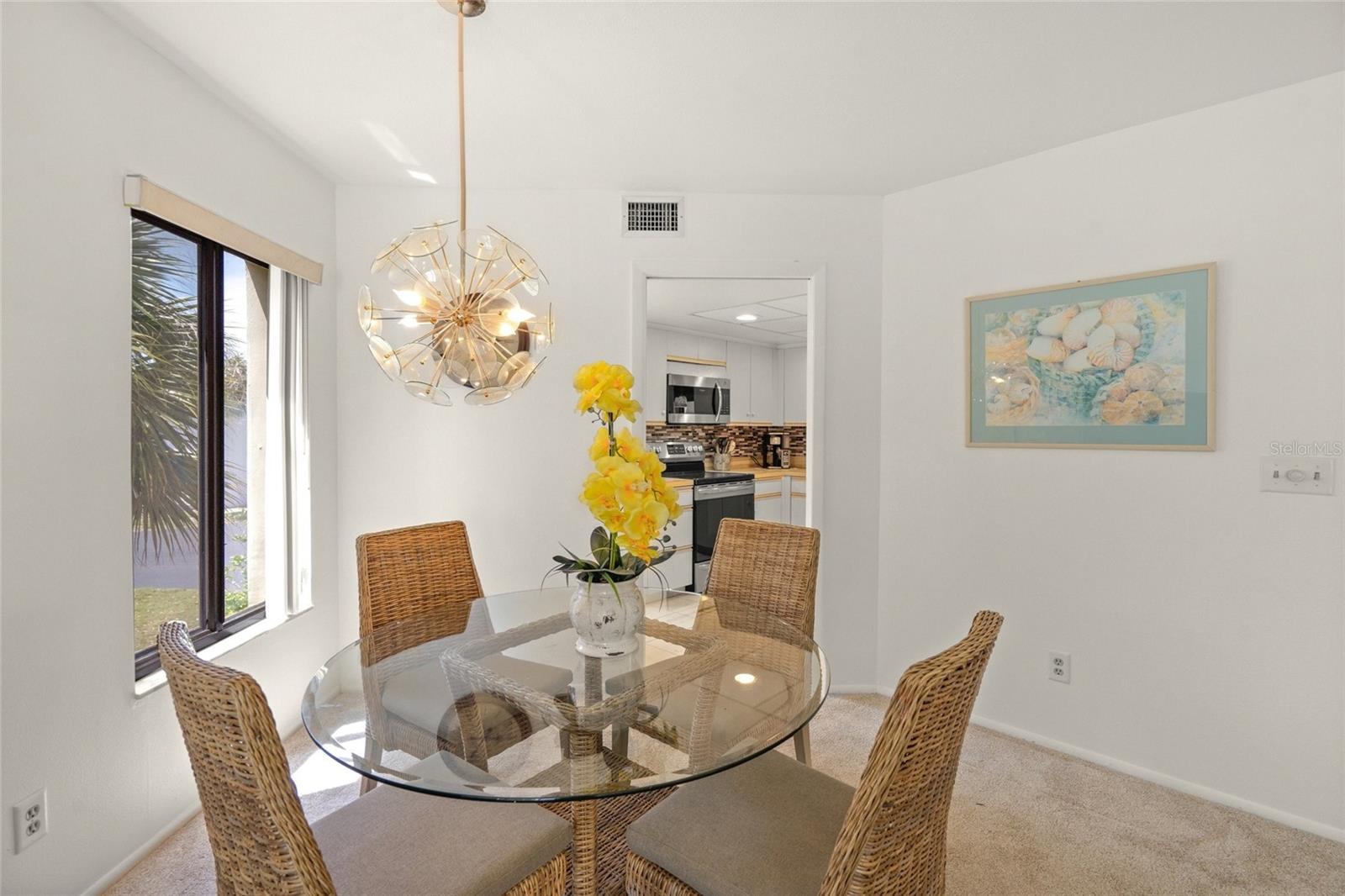 Image 12 of 51 For 810 Capri Isles Boulevard 230
