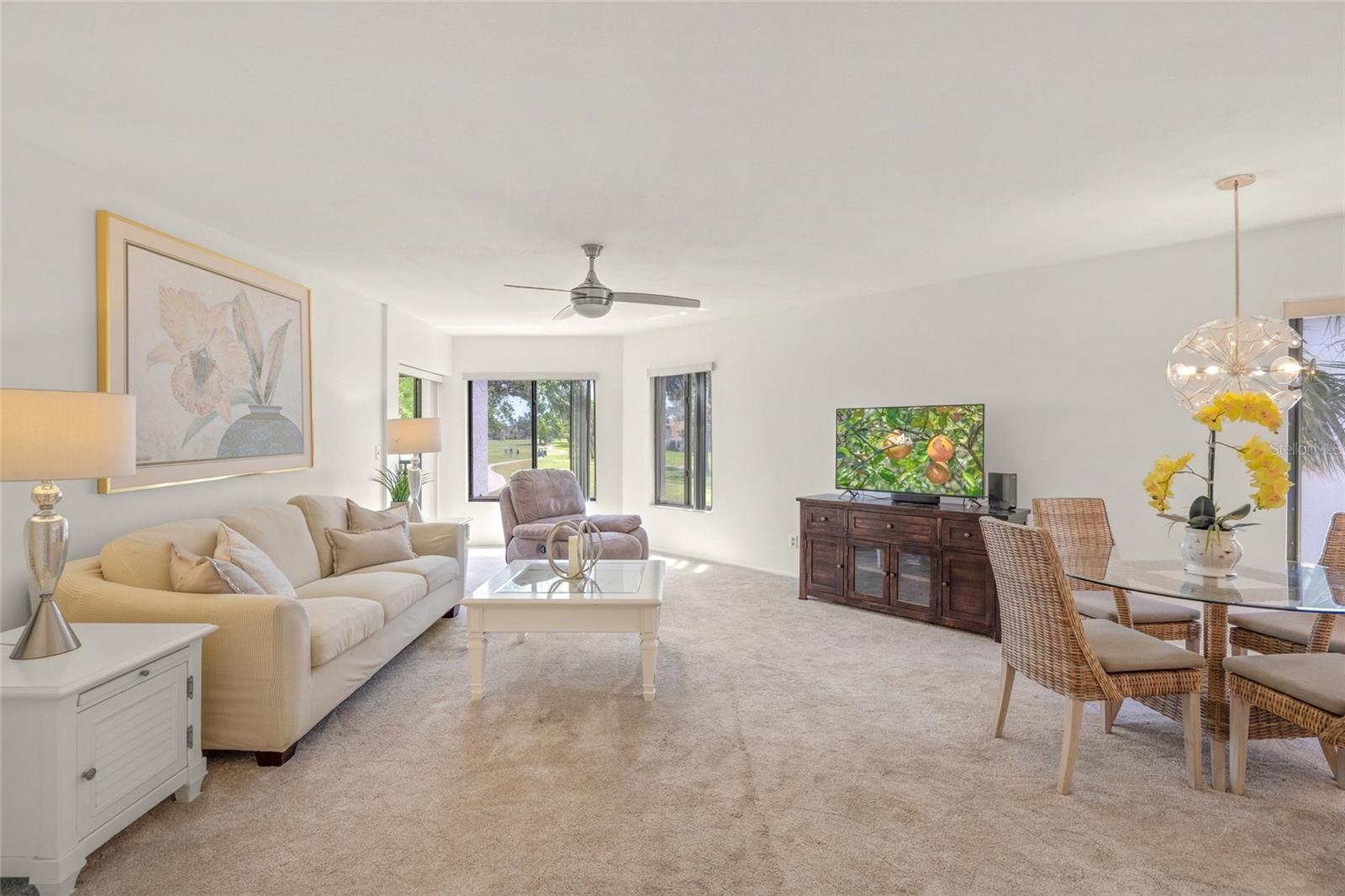 Image 13 of 51 For 810 Capri Isles Boulevard 230