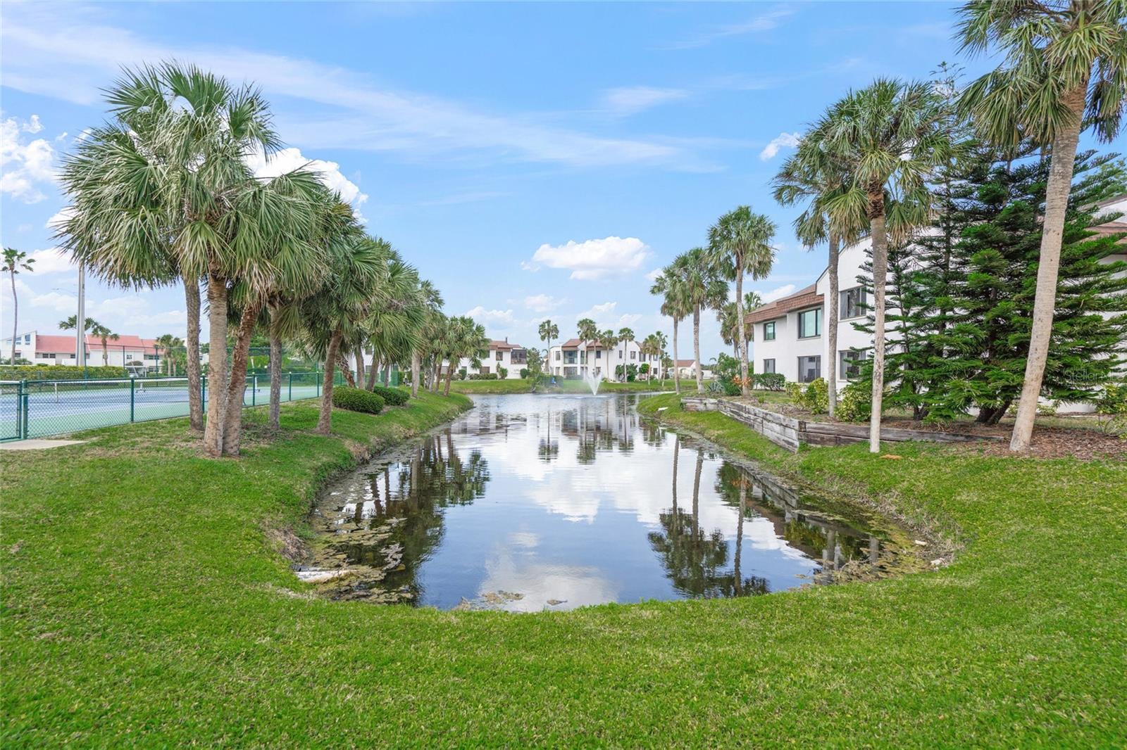 Image 30 of 51 For 810 Capri Isles Boulevard 230