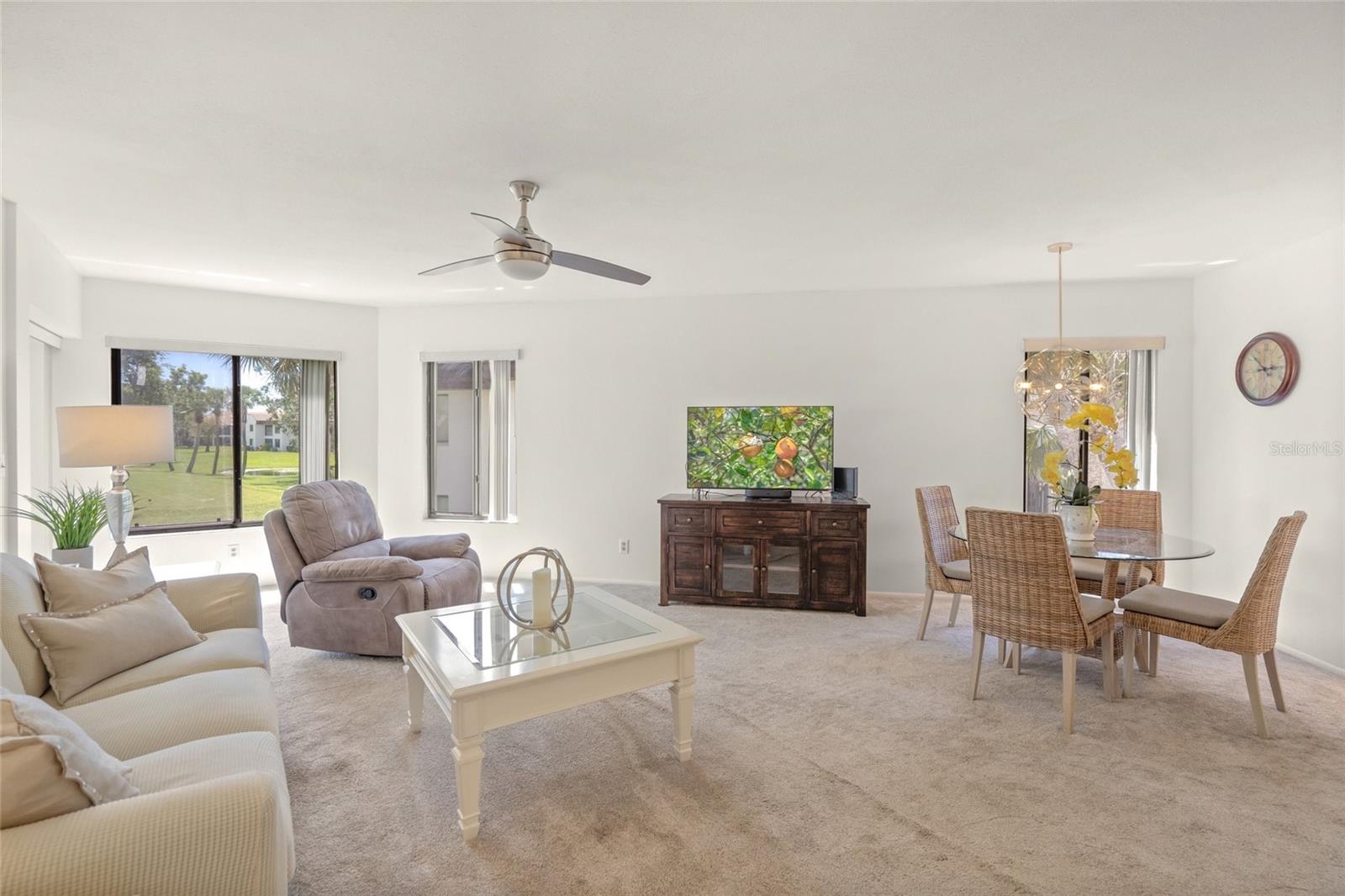 Image 5 of 51 For 810 Capri Isles Boulevard 230