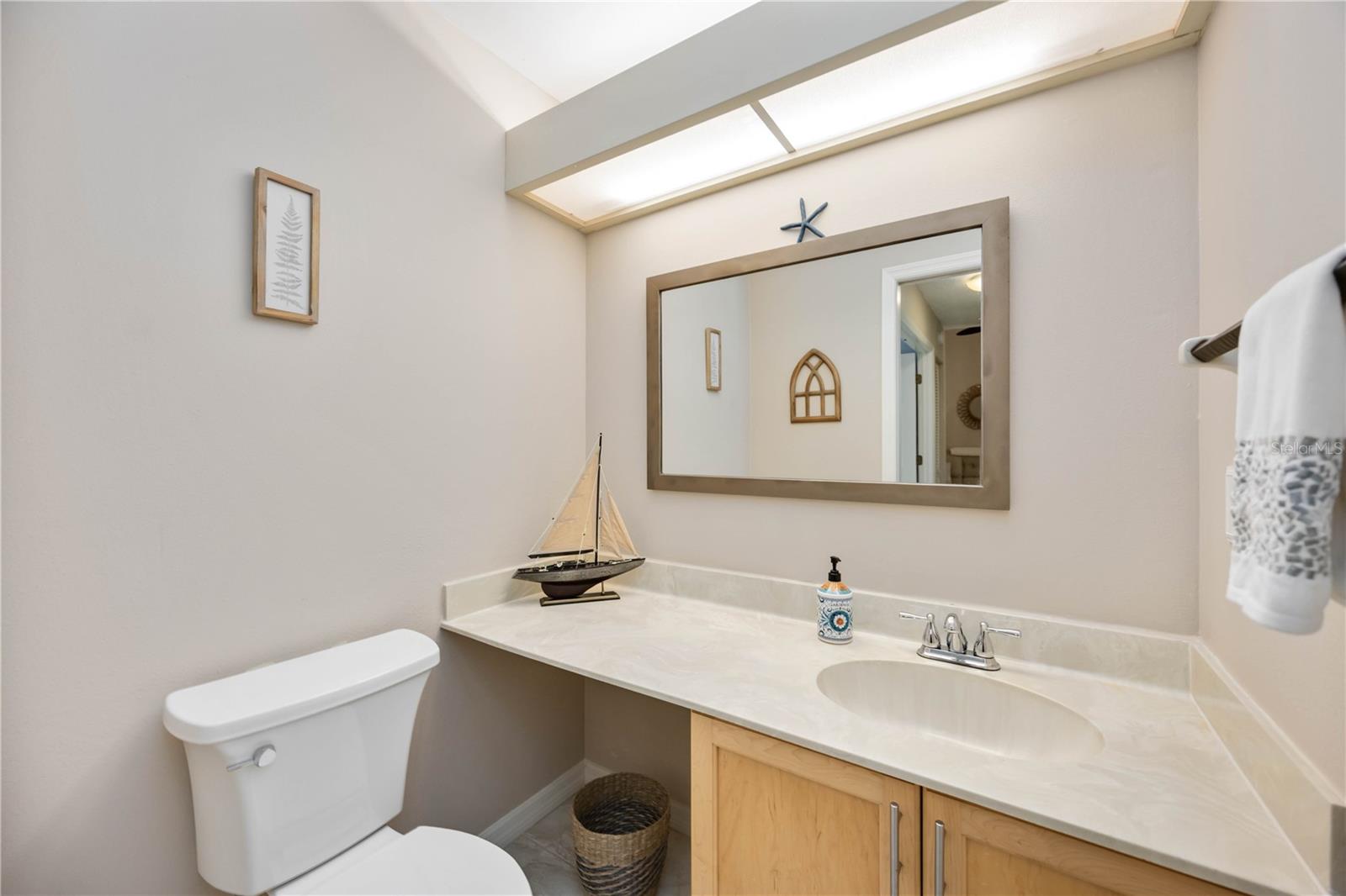Image 17 of 98 For 269 Southampton Drive 303