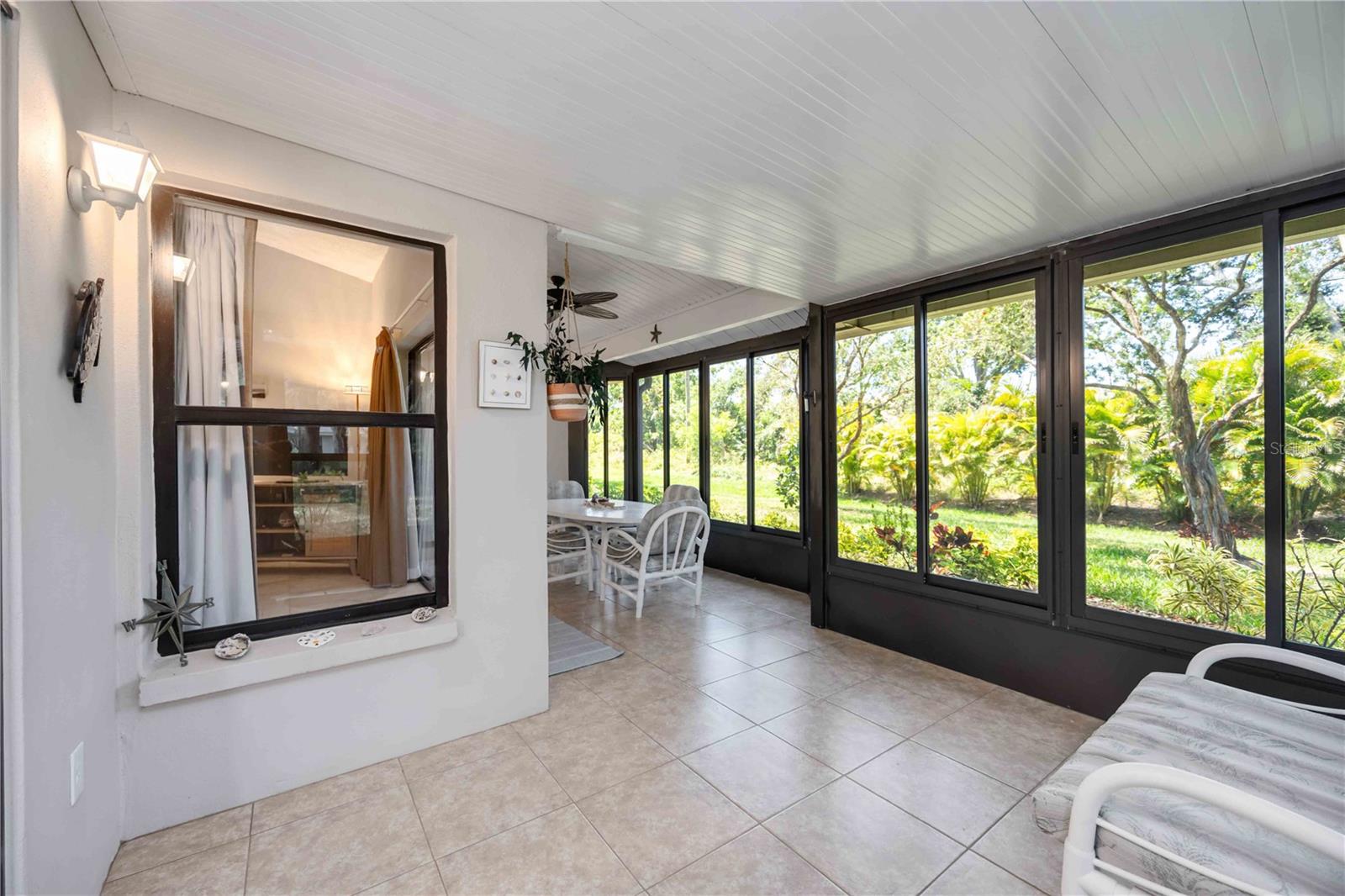 Image 19 of 98 For 269 Southampton Drive 303