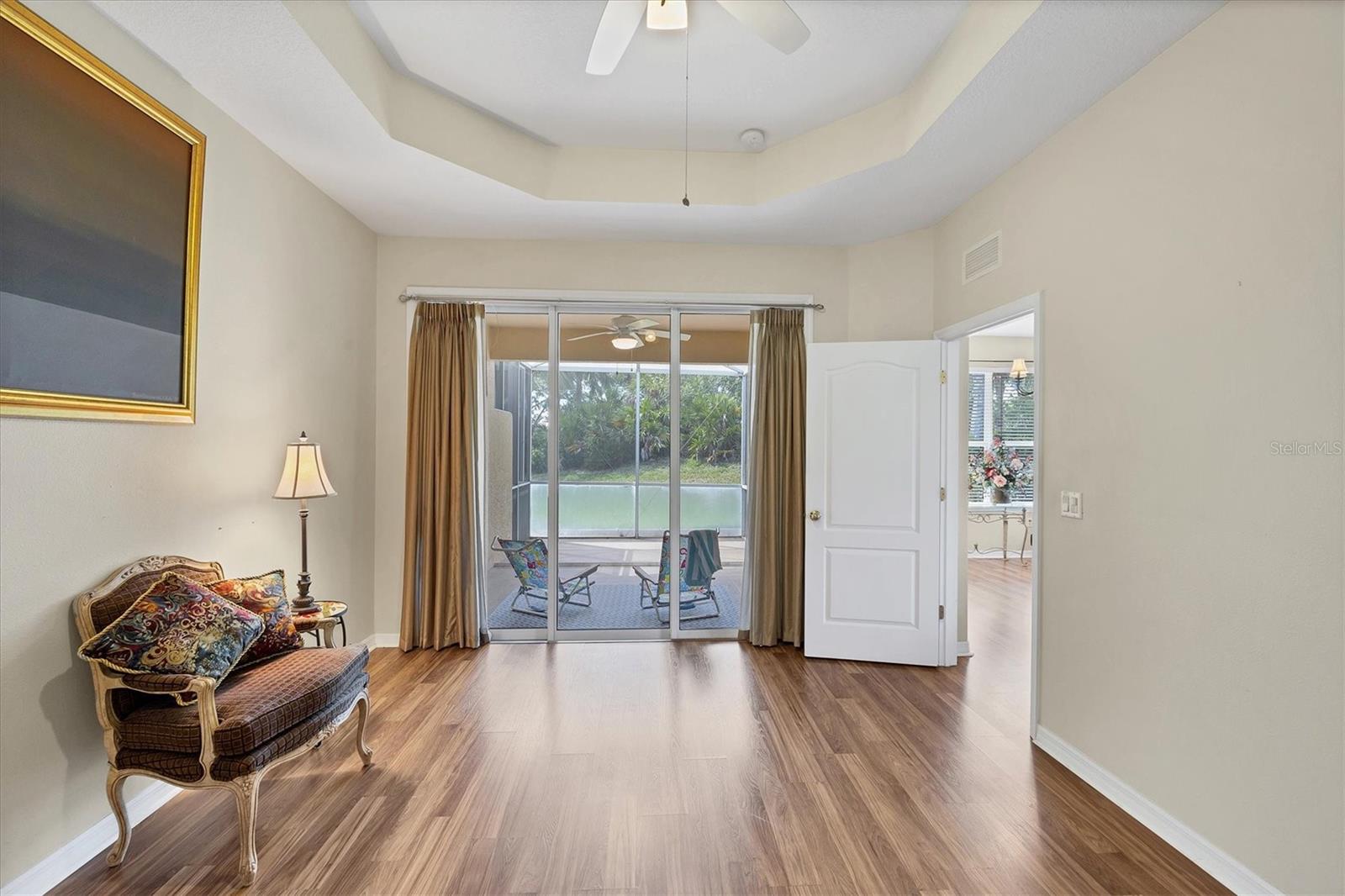 Image 20 of 64 For 5641 Hidden Oak Court