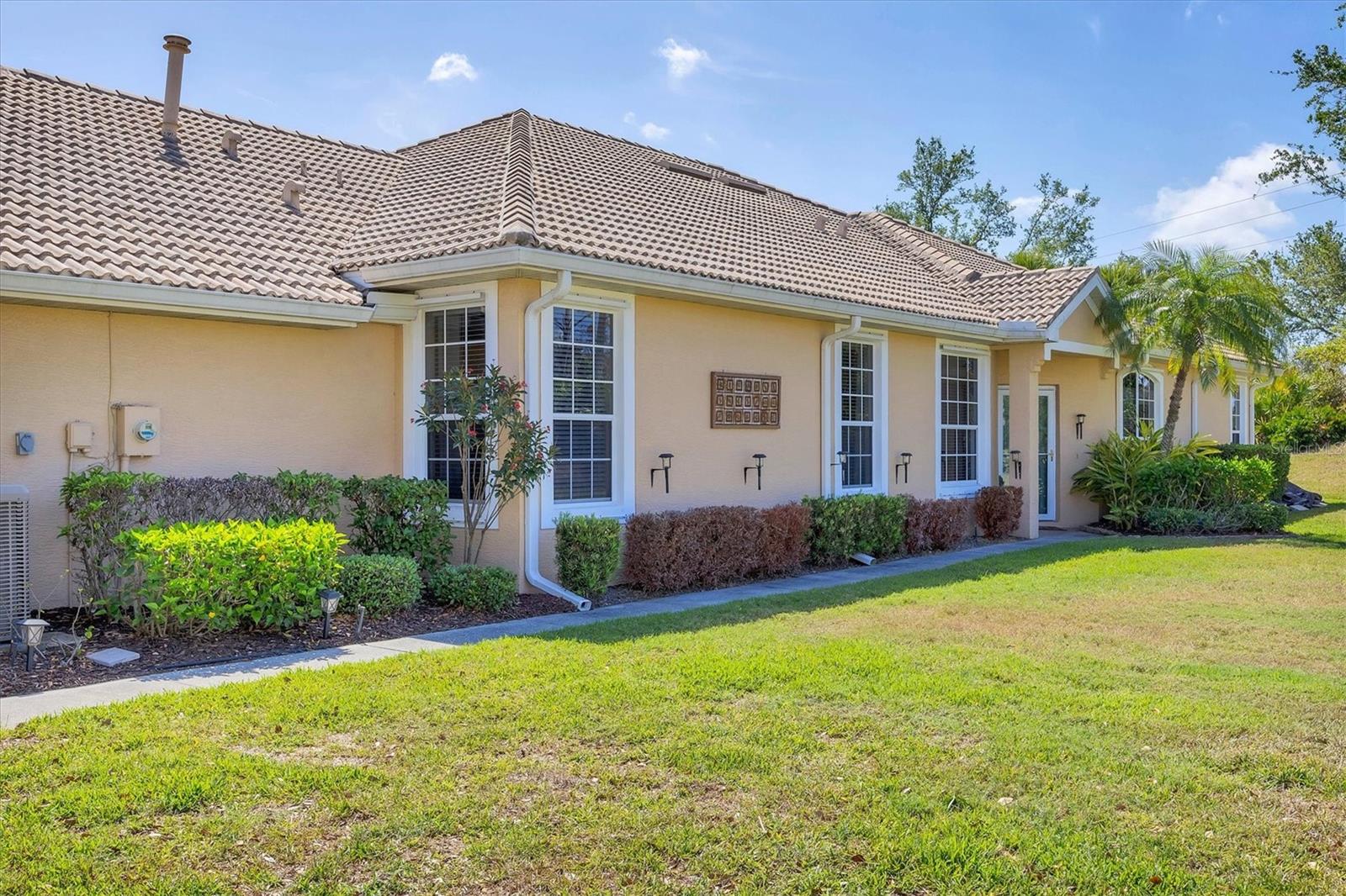 Image 5 of 64 For 5641 Hidden Oak Court