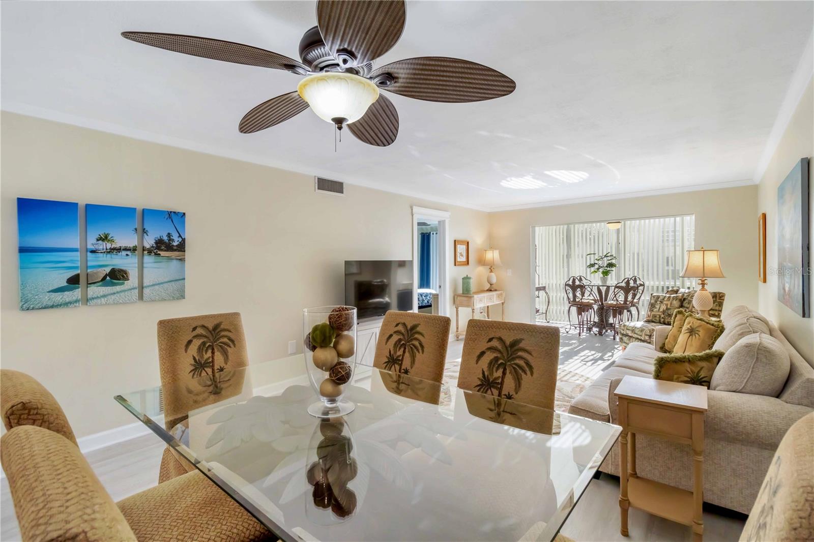 Image 12 of 56 For 230 Santa Maria Street 333