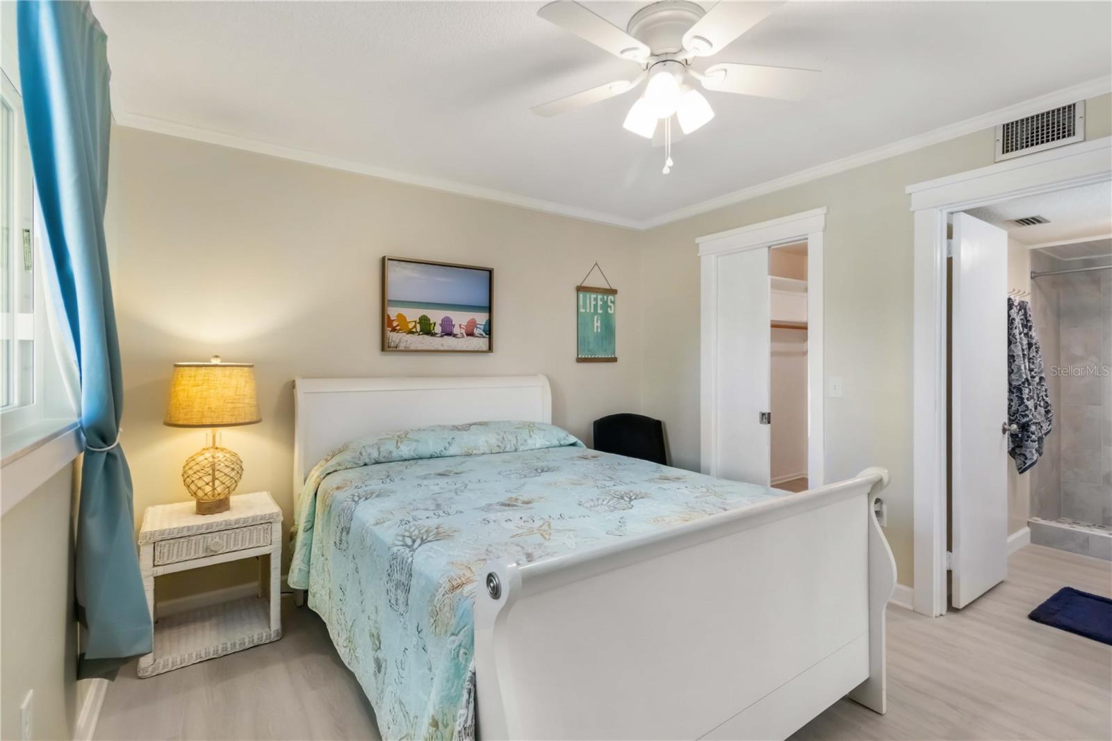 Image 31 of 56 For 230 Santa Maria Street 333