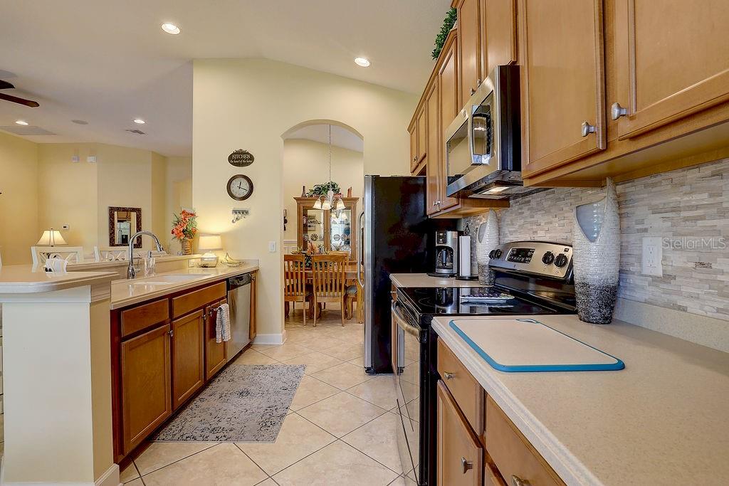Image 13 of 94 For 2542 Cortenova Court