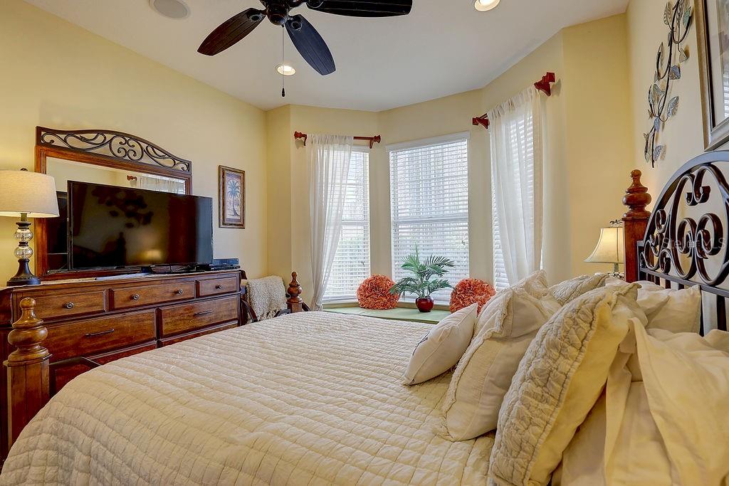 Image 30 of 94 For 2542 Cortenova Court
