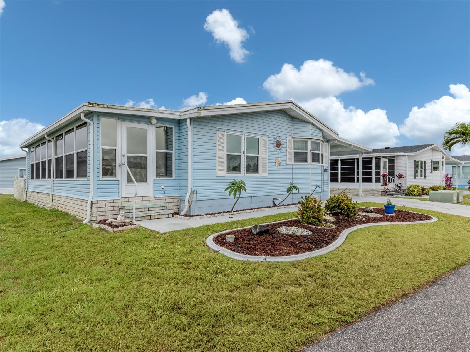 Image 4 of 57 For 443 Landsedge Drive