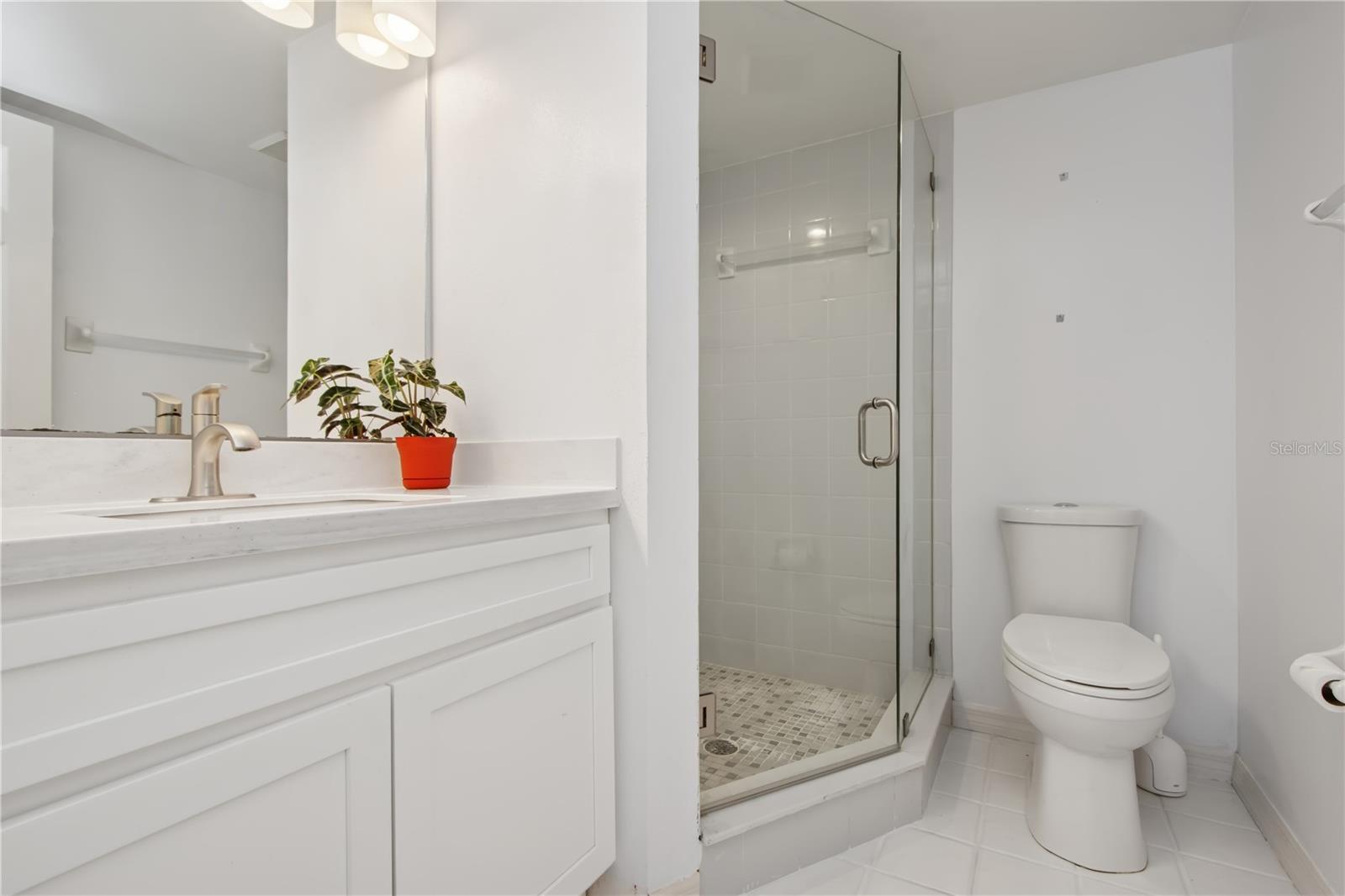 Image 19 of 34 For 930 Capri Isles Boulevard 120