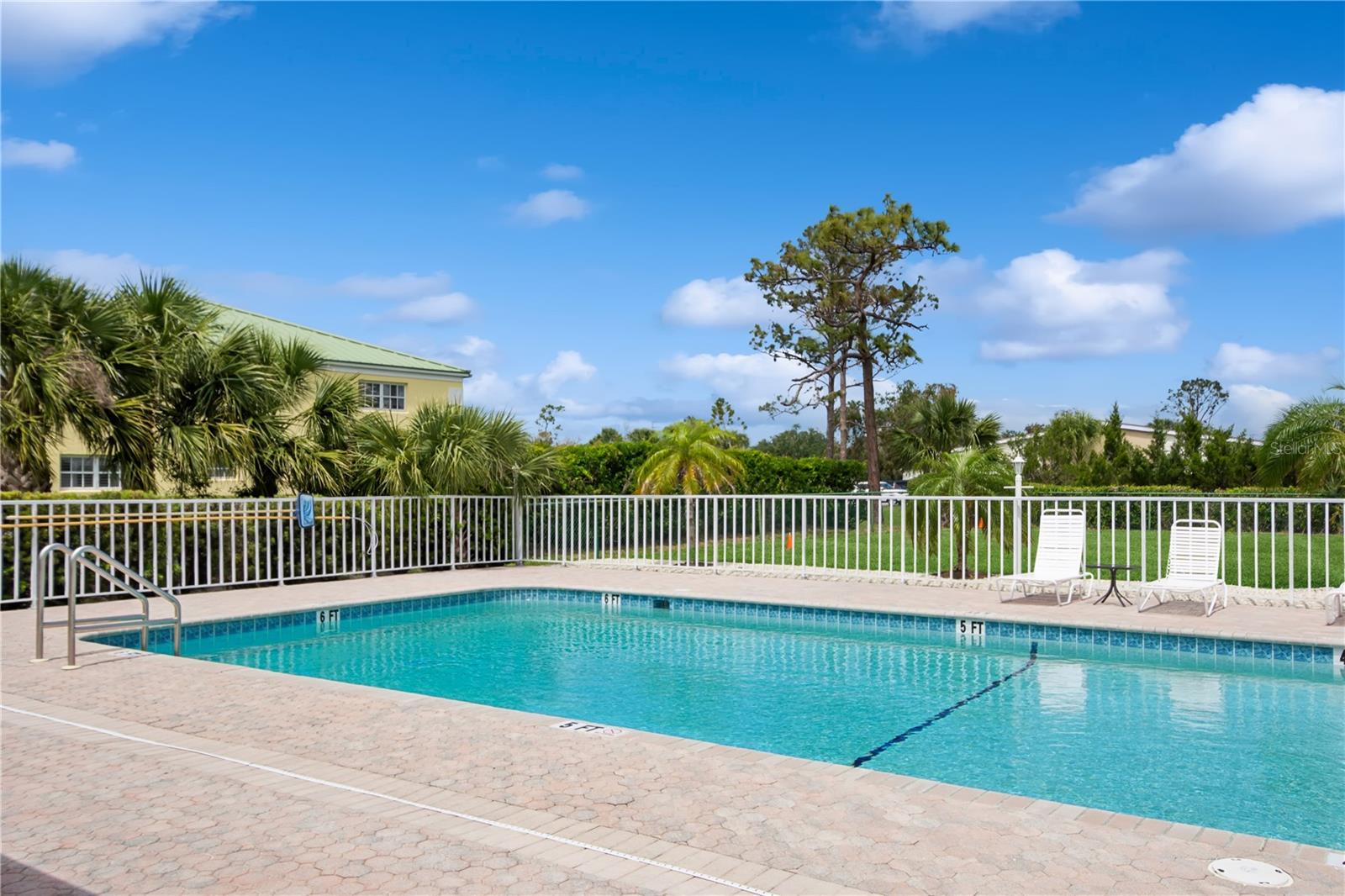 Image 33 of 34 For 930 Capri Isles Boulevard 120
