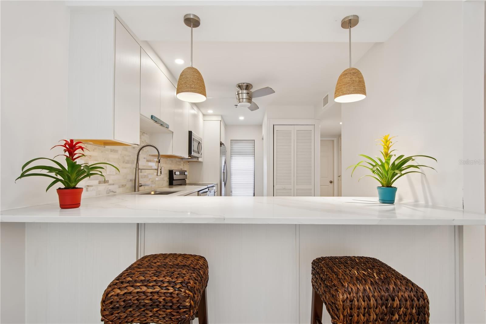 Image 9 of 34 For 930 Capri Isles Boulevard 120