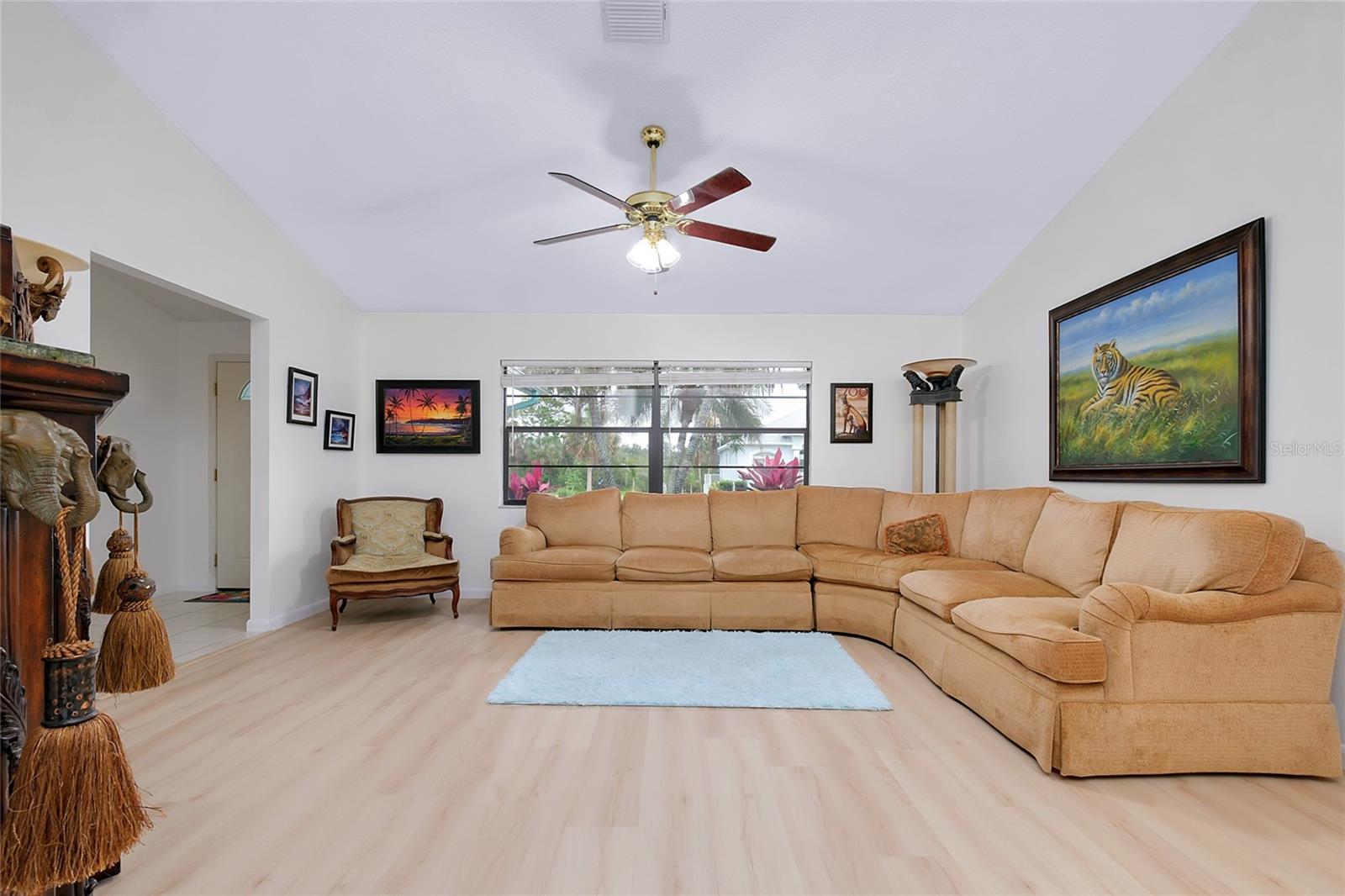 Image 7 of 54 For 990 Sea Fox Road