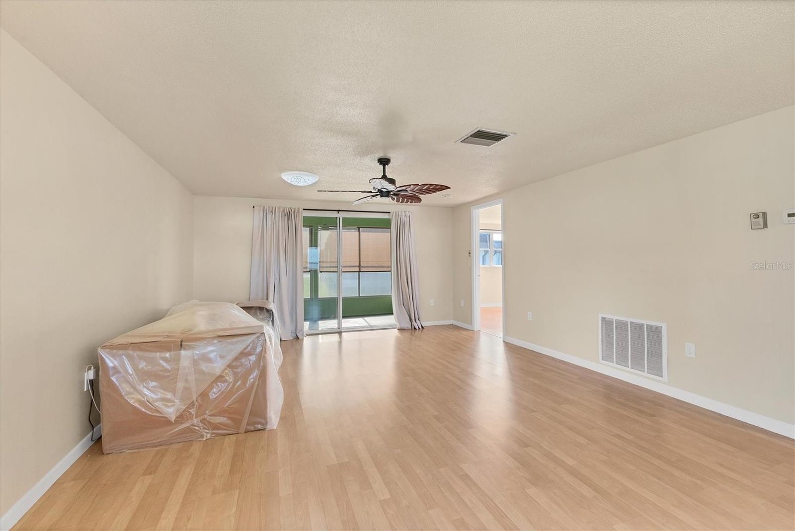 Image 9 of 48 For 680 Circlewood Drive W3