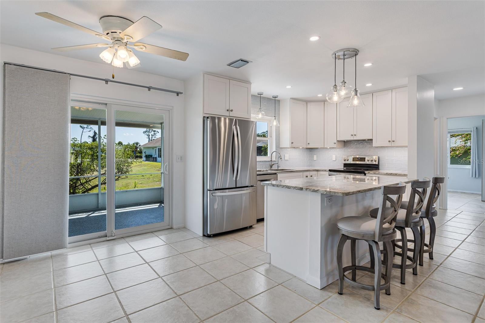 Image 23 of 39 For 1725 Edison Drive