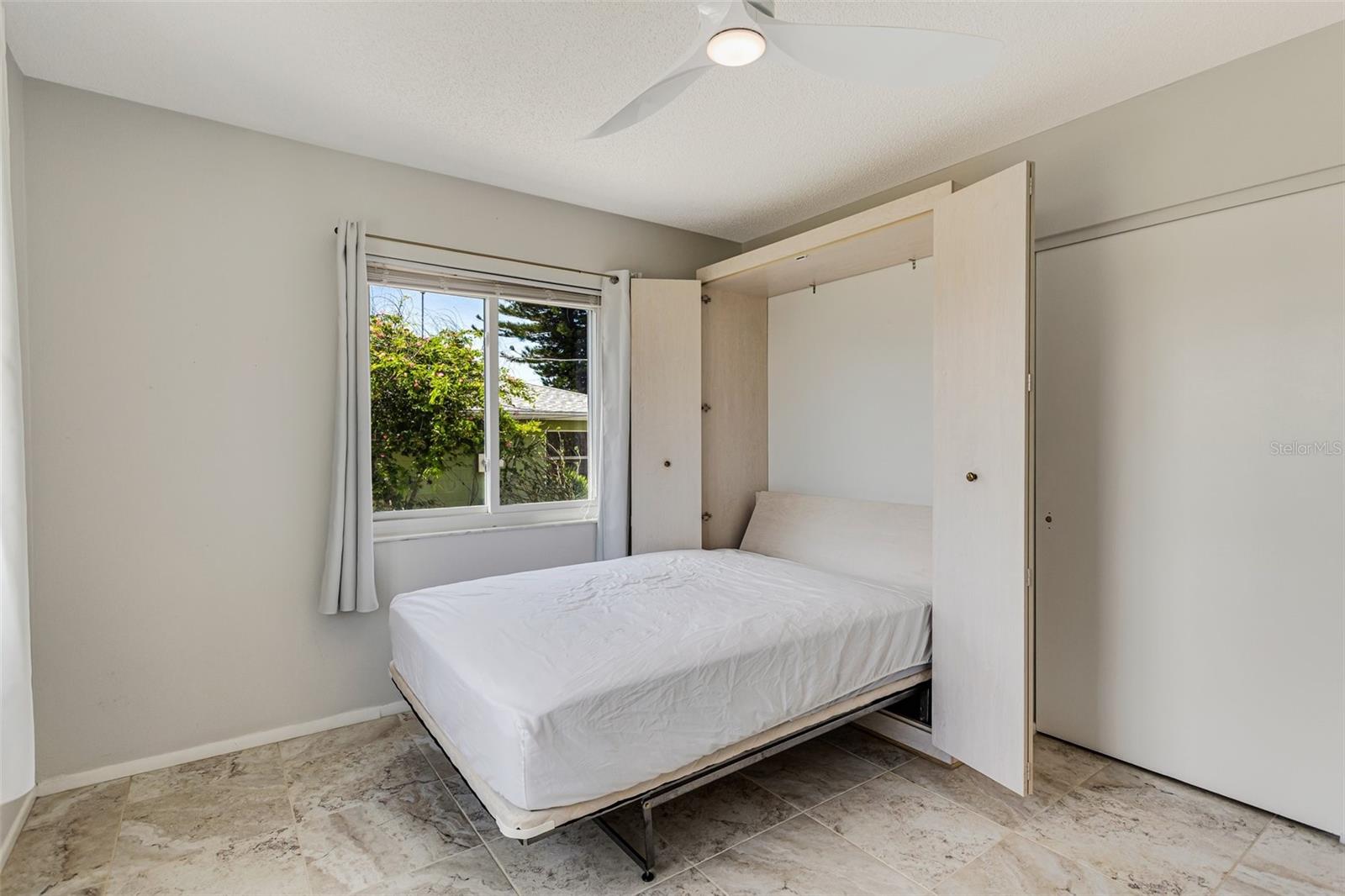 Image 34 of 39 For 1725 Edison Drive