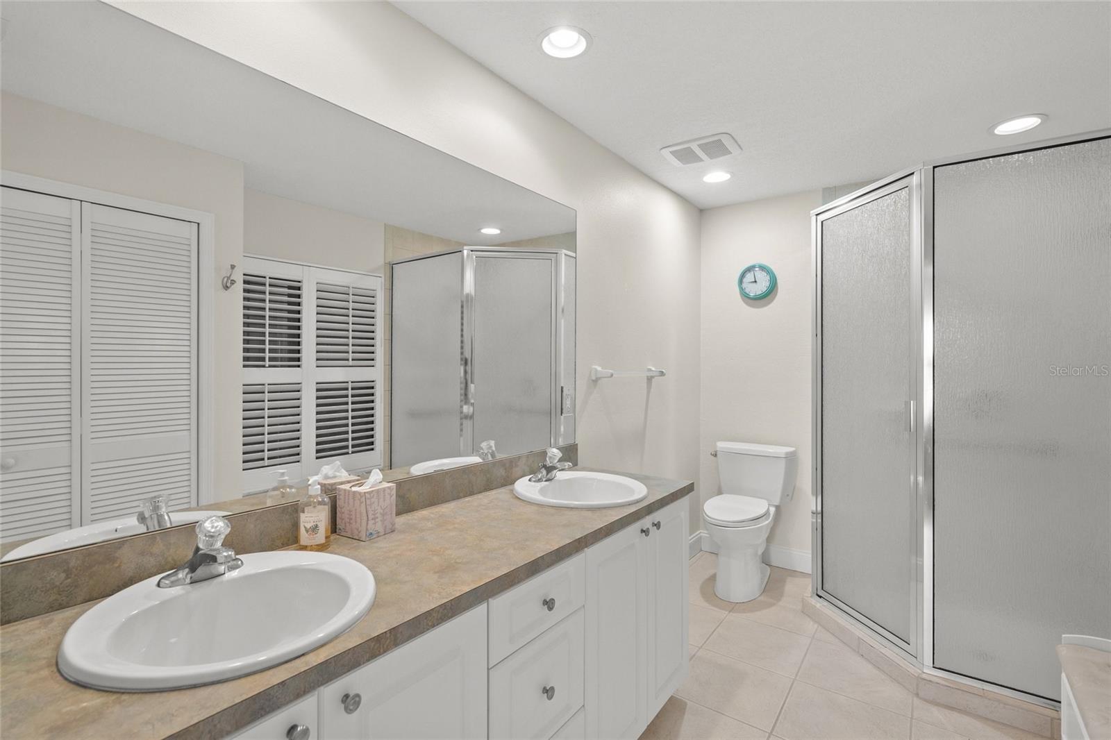 Image 17 of 36 For 139 Inlets Boulevard 139