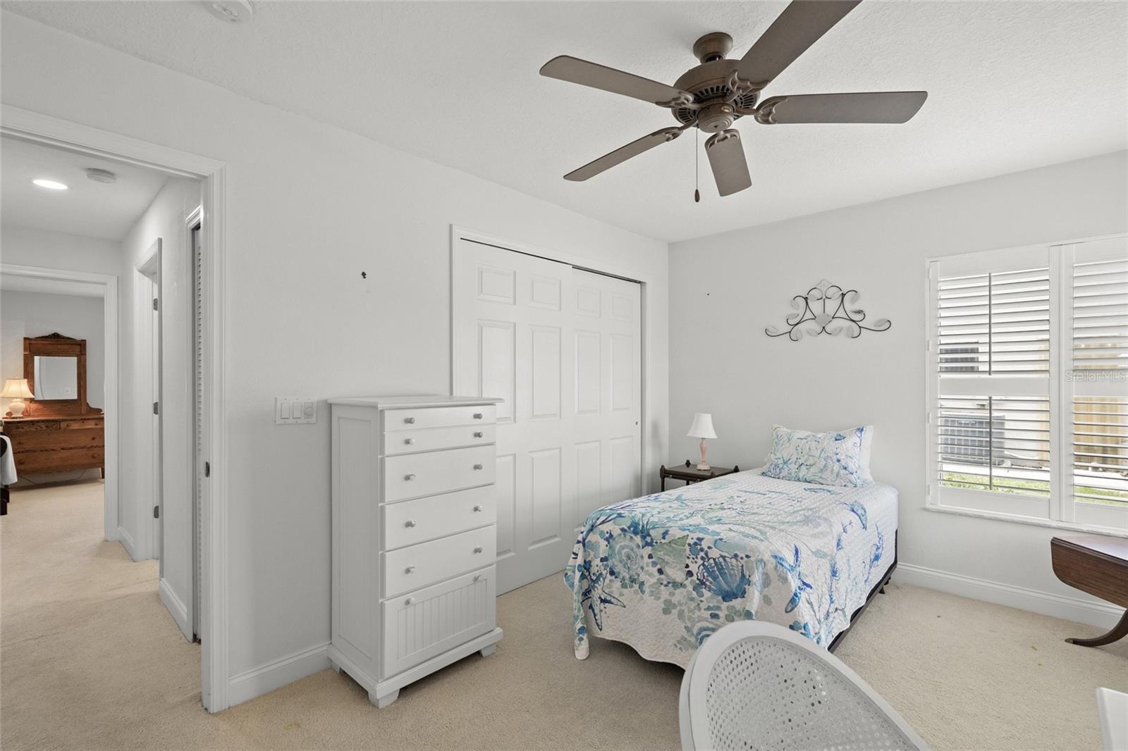Image 21 of 36 For 139 Inlets Boulevard 139