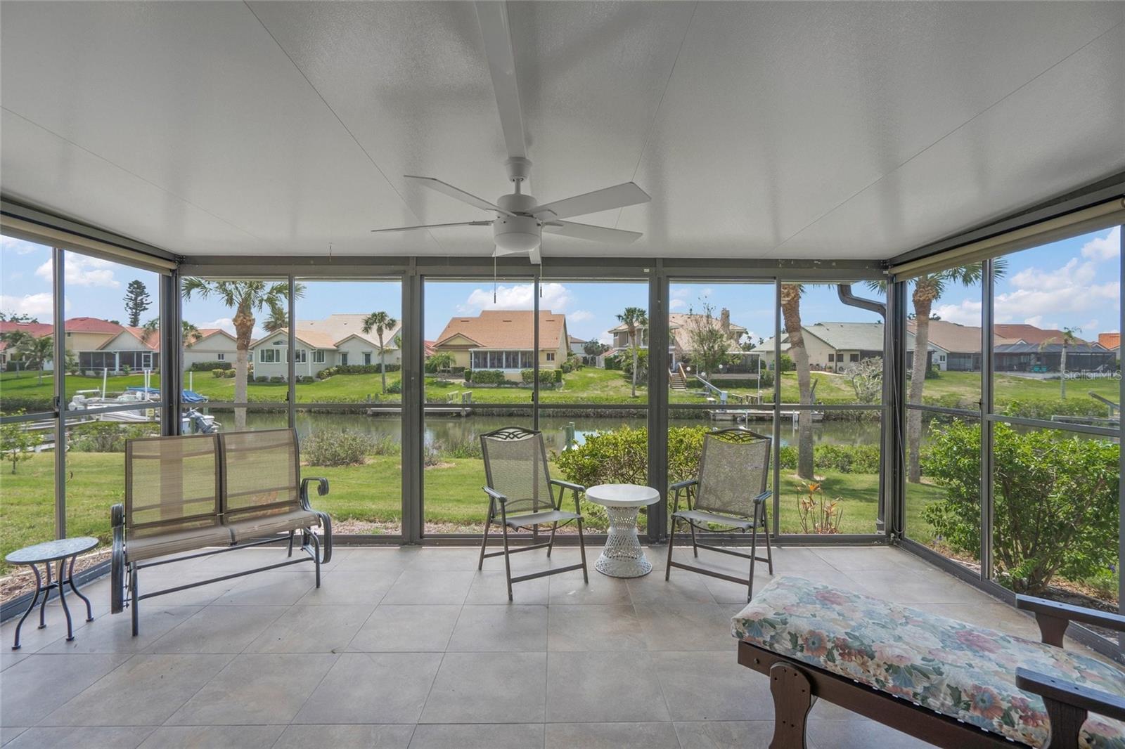 Image 25 of 36 For 139 Inlets Boulevard 139