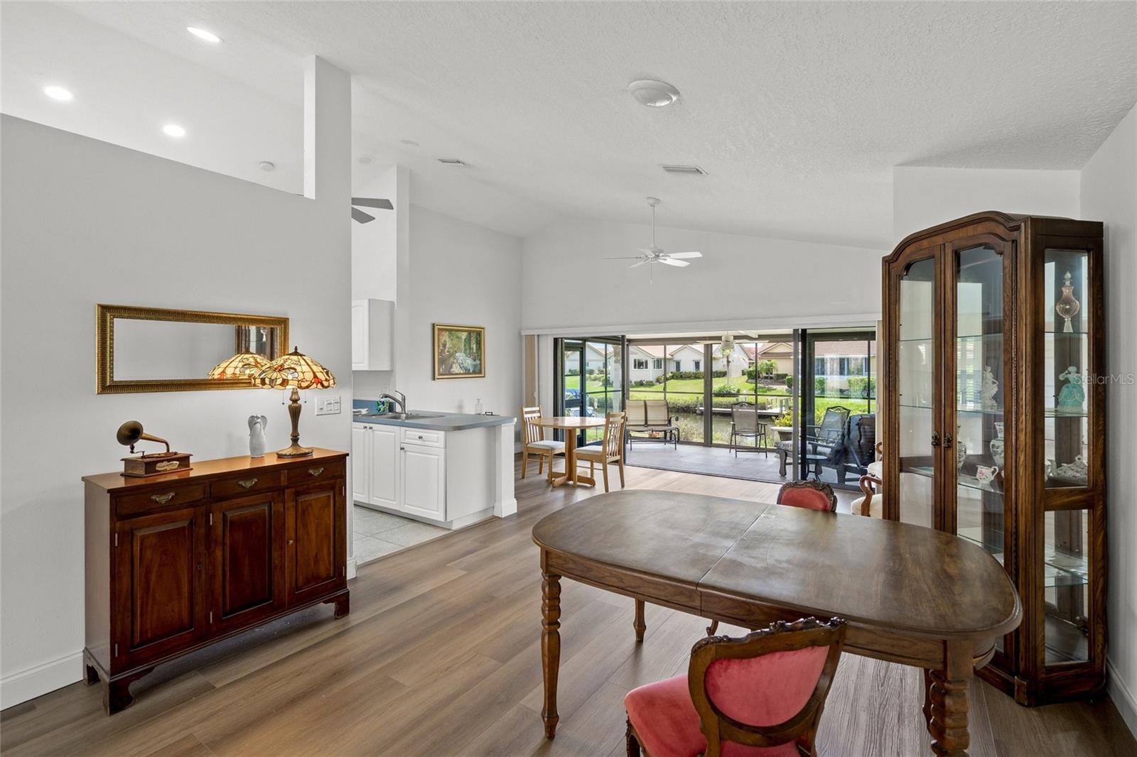 Image 6 of 36 For 139 Inlets Boulevard 139
