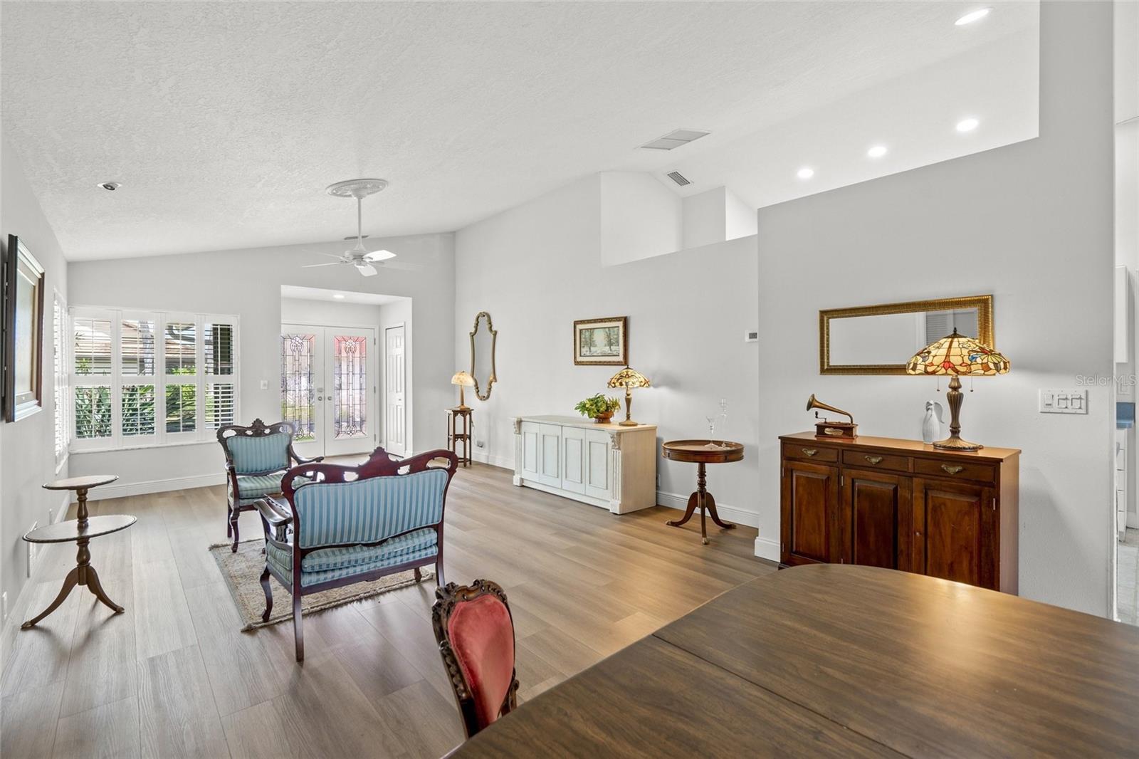 Image 7 of 36 For 139 Inlets Boulevard 139
