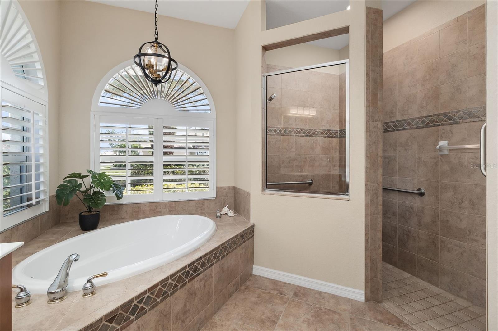 Image 17 of 38 For 4641 Gaeta Drive
