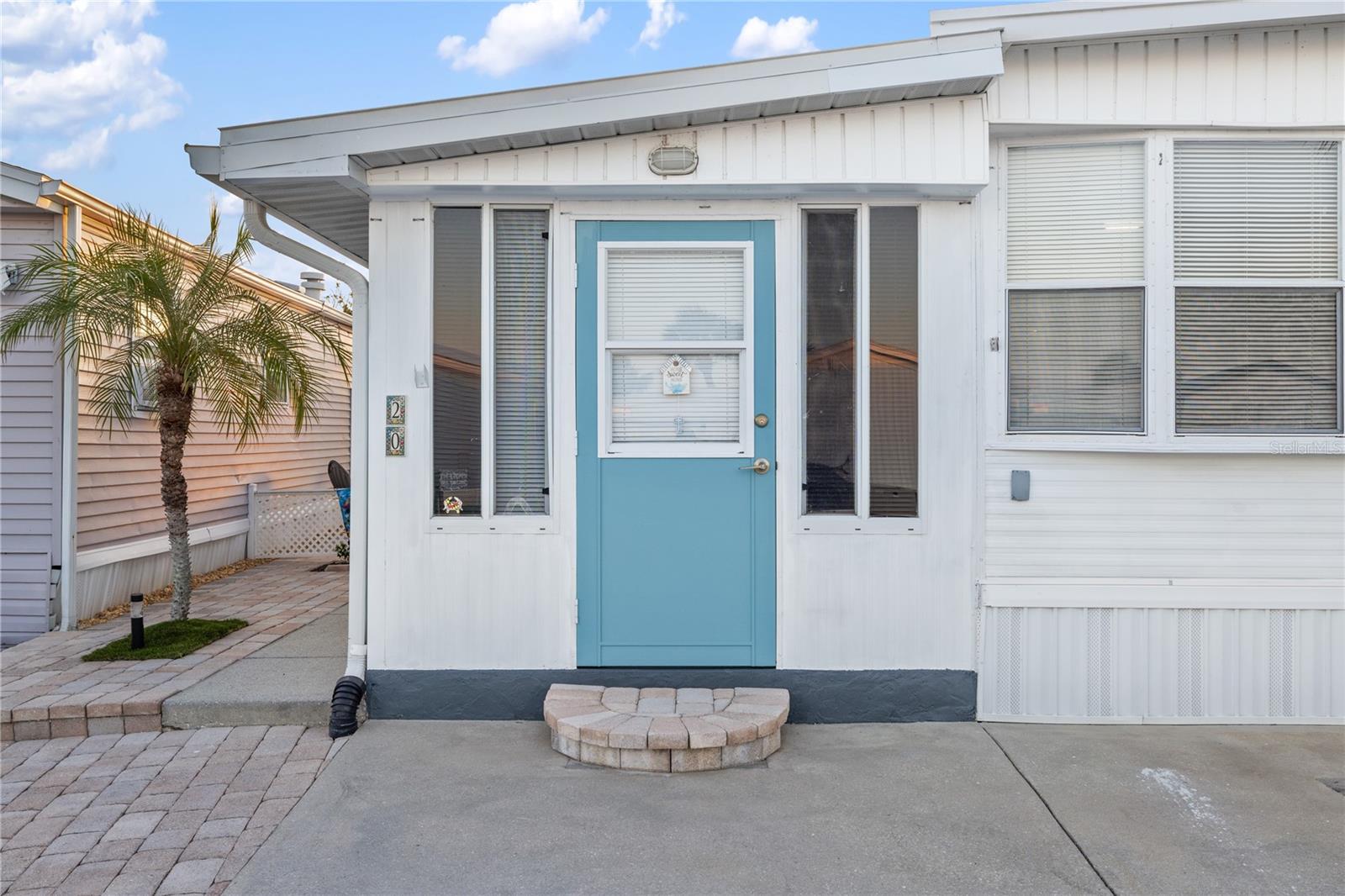 Image 5 of 59 For 1475 Flamingo Drive 20
