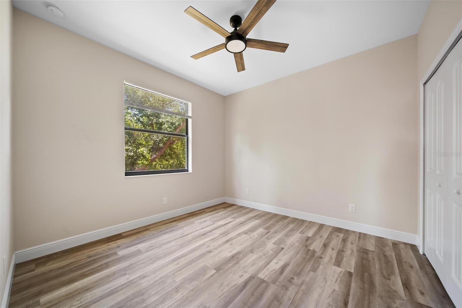 Image 18 of 47 For 172 Berthoud Street