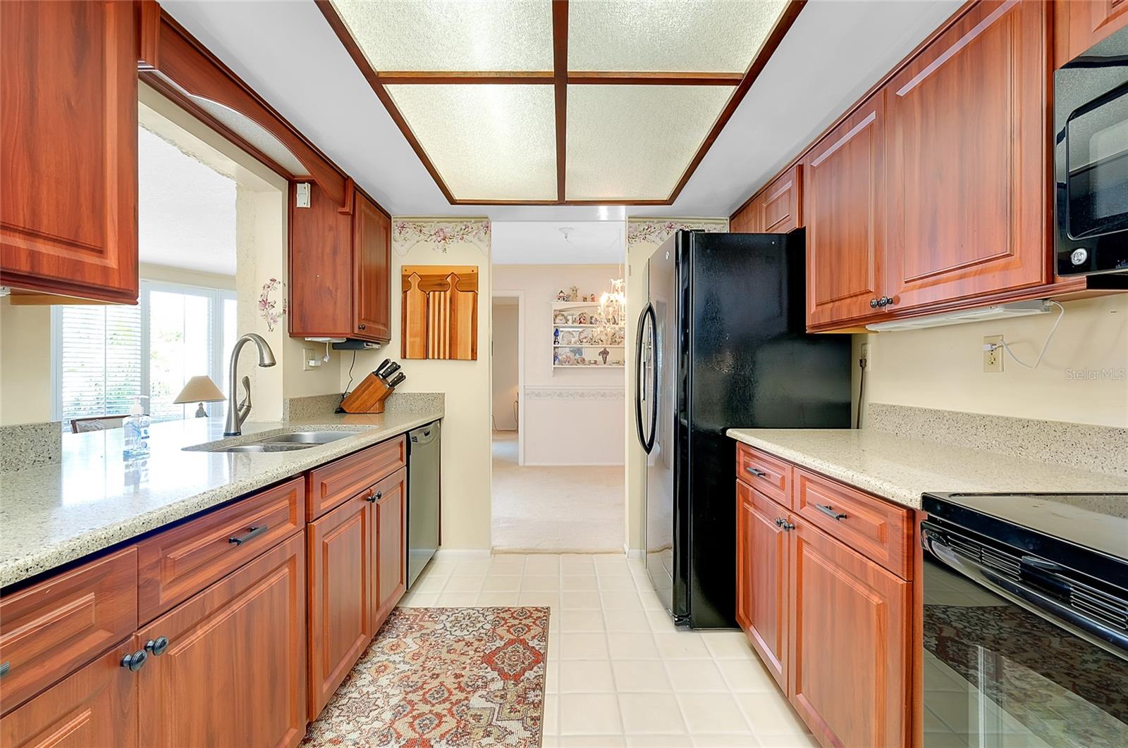 Image 34 of 58 For 810 Anchorage Lane