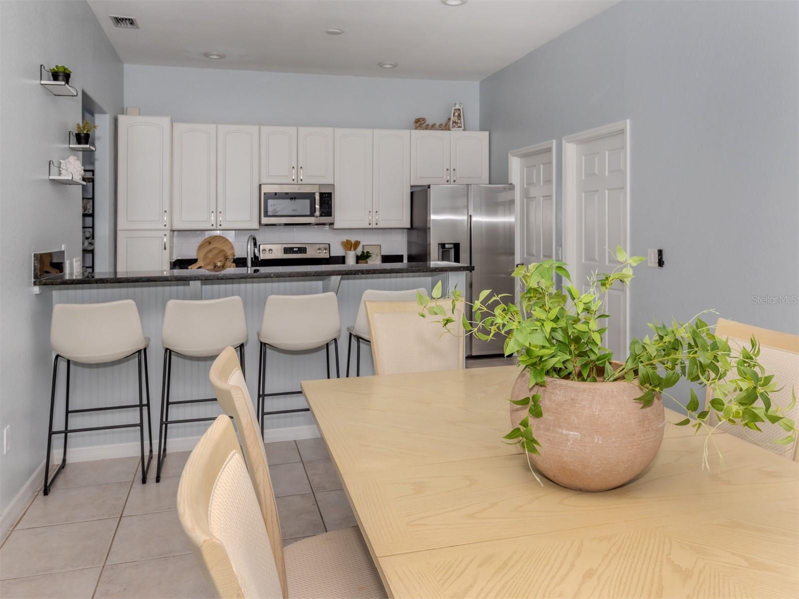 Image 10 of 62 For 5931 Plover Road