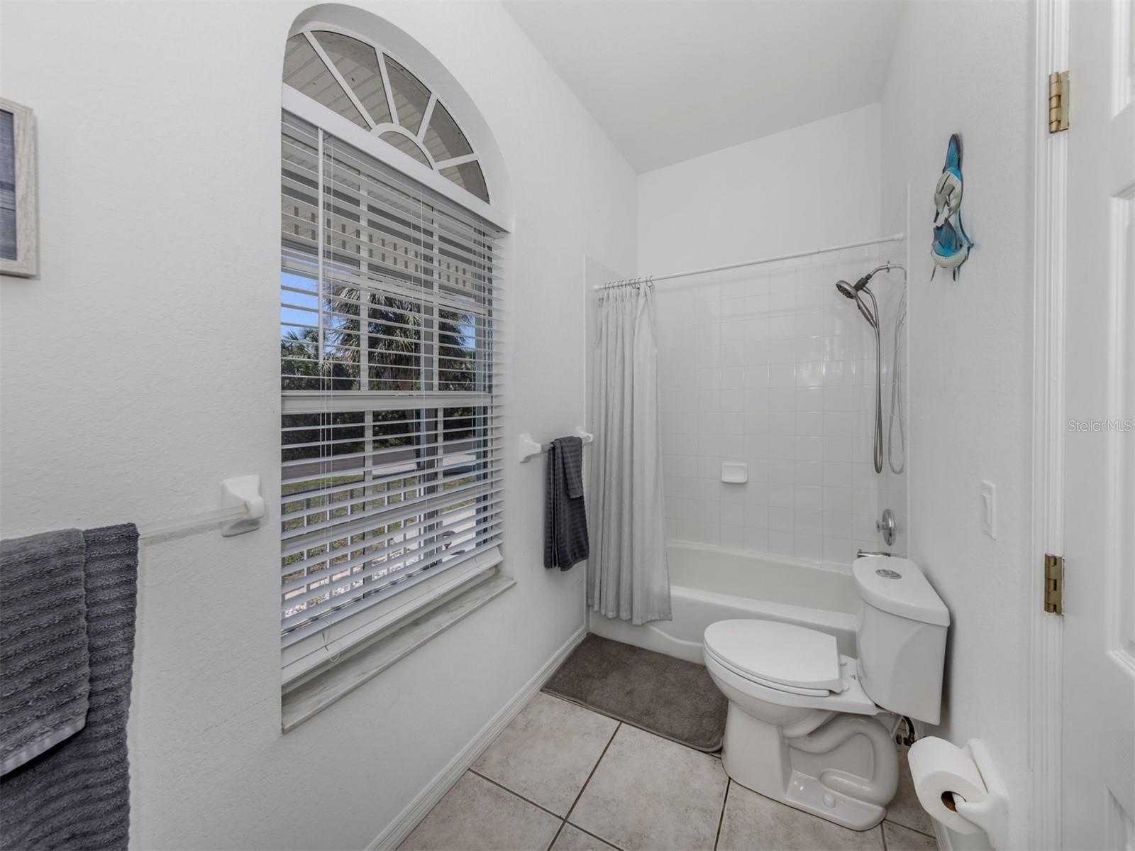 Image 23 of 62 For 5931 Plover Road