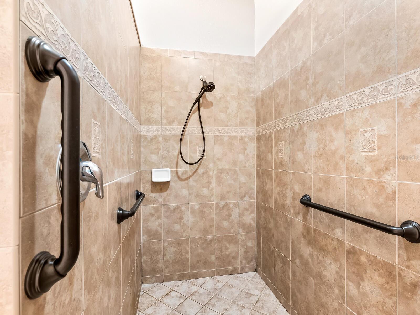 Image 19 of 38 For 11343 Bertolini Drive