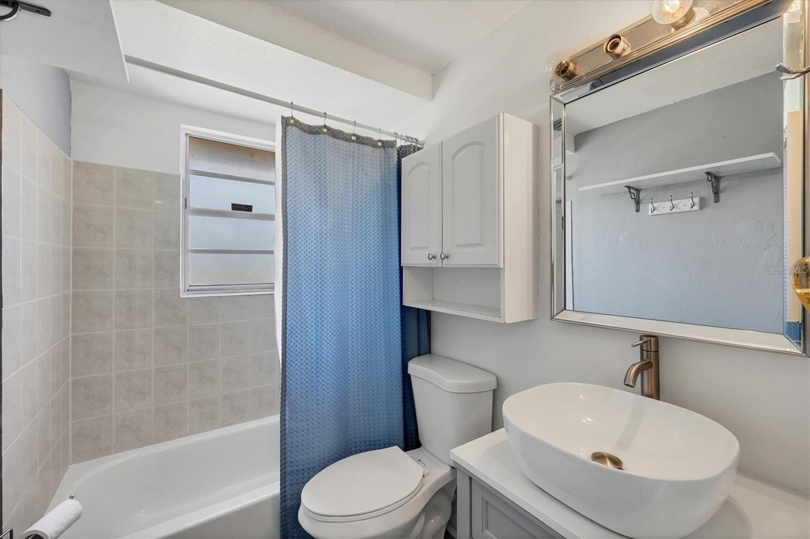Image 16 of 23 For 5755 Oxalis Road