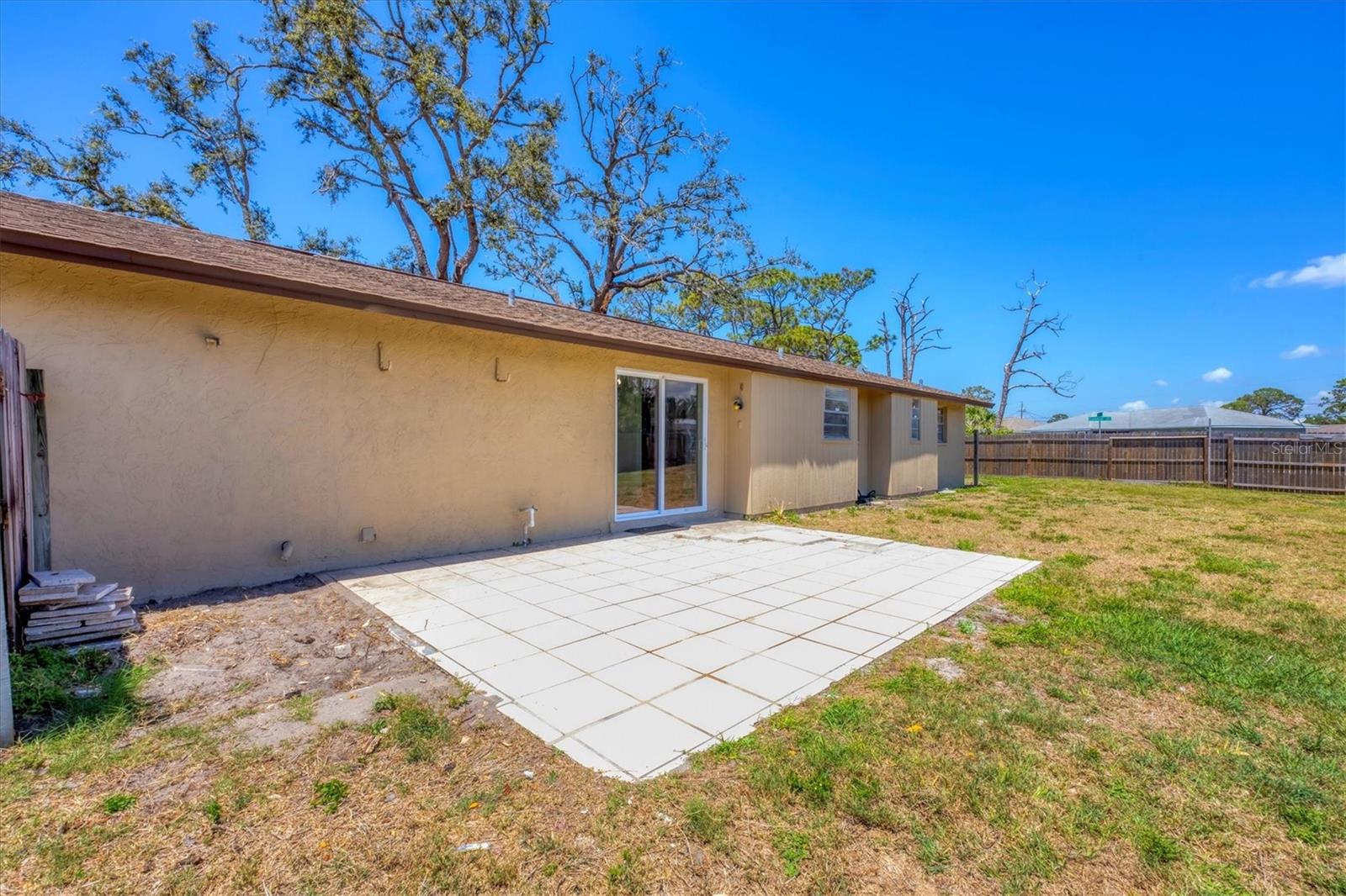 Image 18 of 23 For 5755 Oxalis Road
