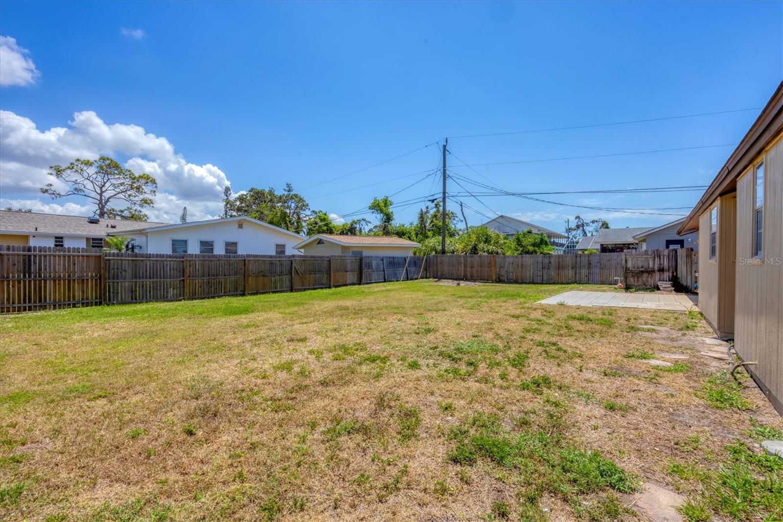 Image 19 of 23 For 5755 Oxalis Road